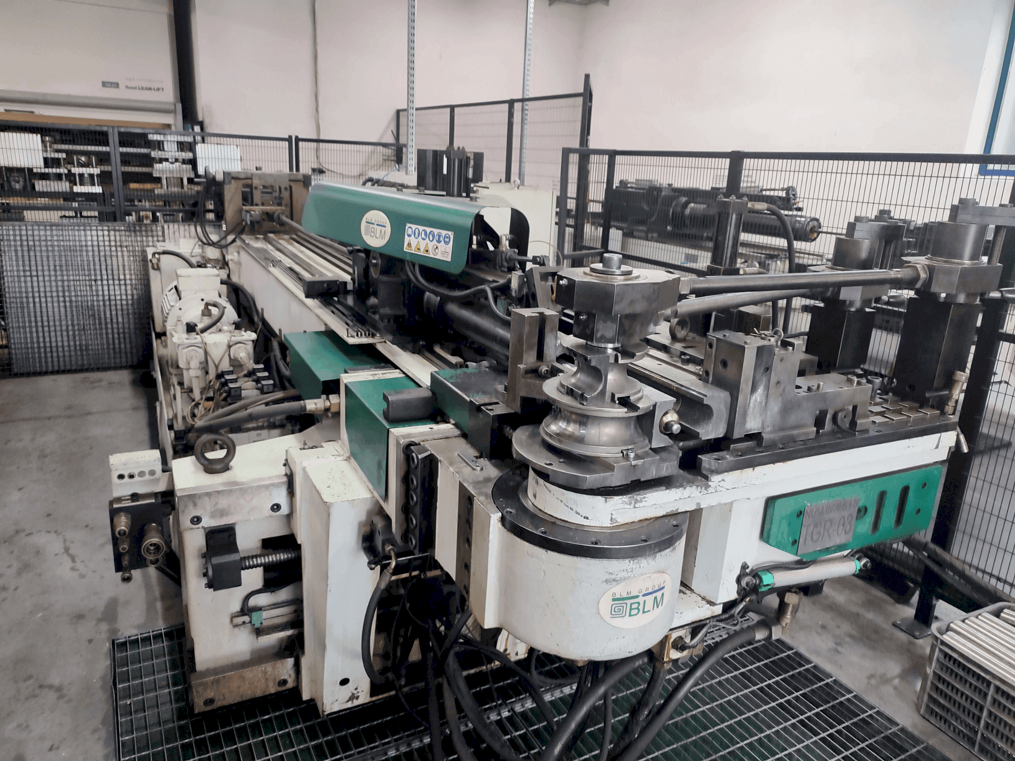 Widok z przodu maszyny BLM DYNAM 3FNC