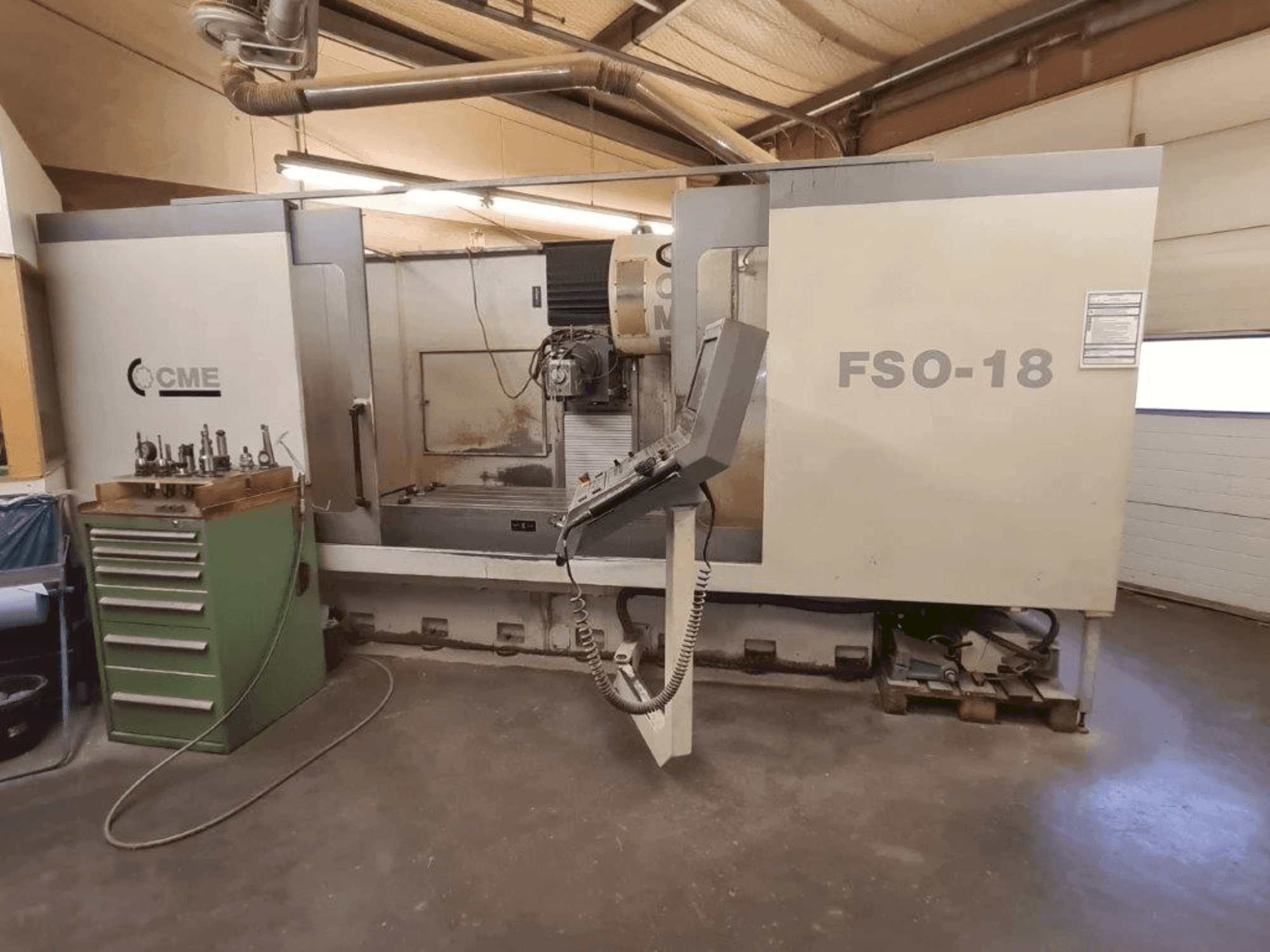 Widok z przodu maszyny CME FSO-18