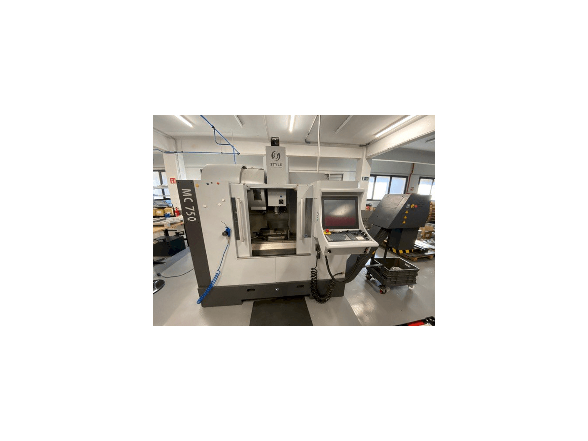 Widok z przodu maszyny STYLE MC 750