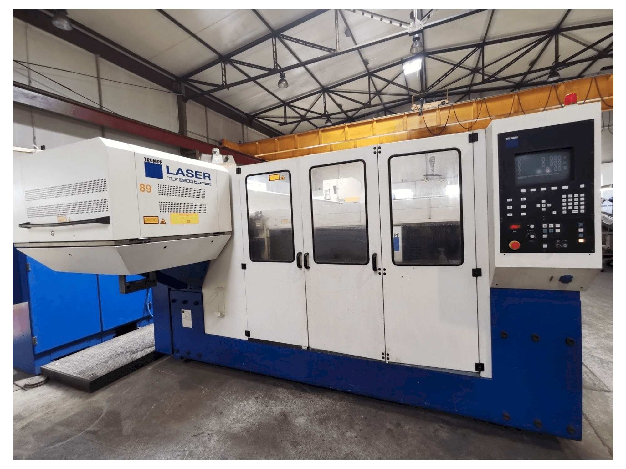 Widok z przodu maszyny Trumpf Trumatic L 4030