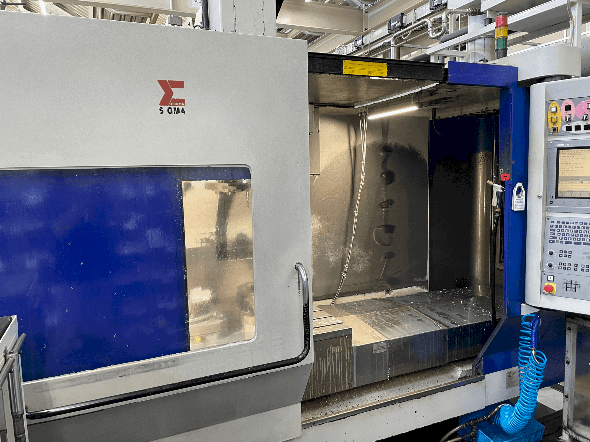 Widok z przodu maszyny Sigma Leader 6