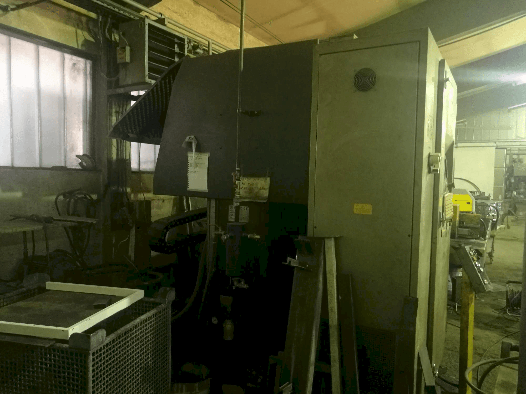 Widok lewej strony maszyny Rainer 1000R