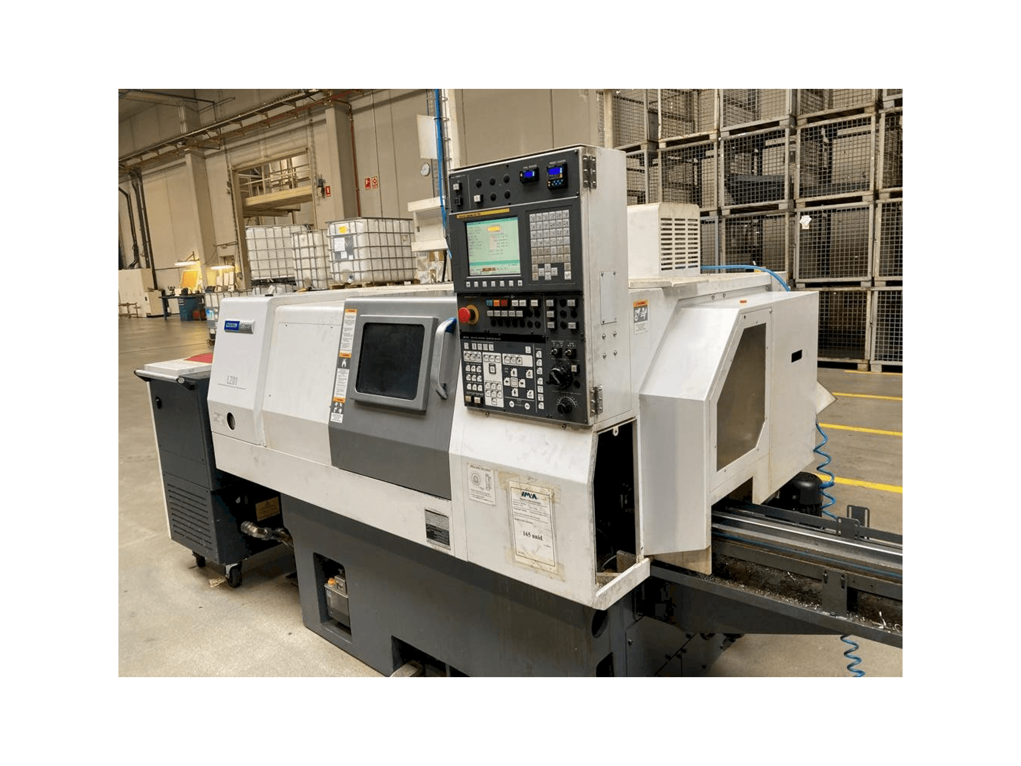 Widok z przodu maszyny Miyano LZ-01RY2