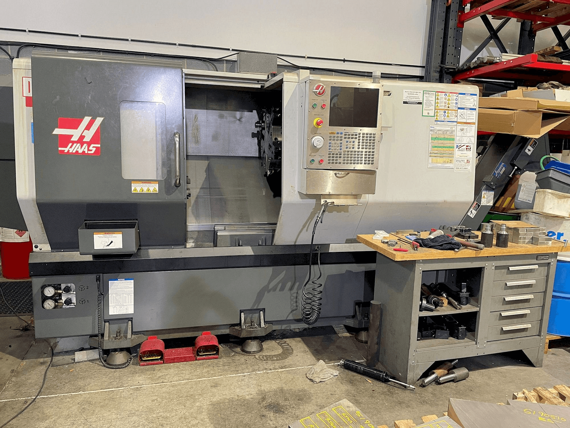 Widok z przodu maszyny HAAS DS-30