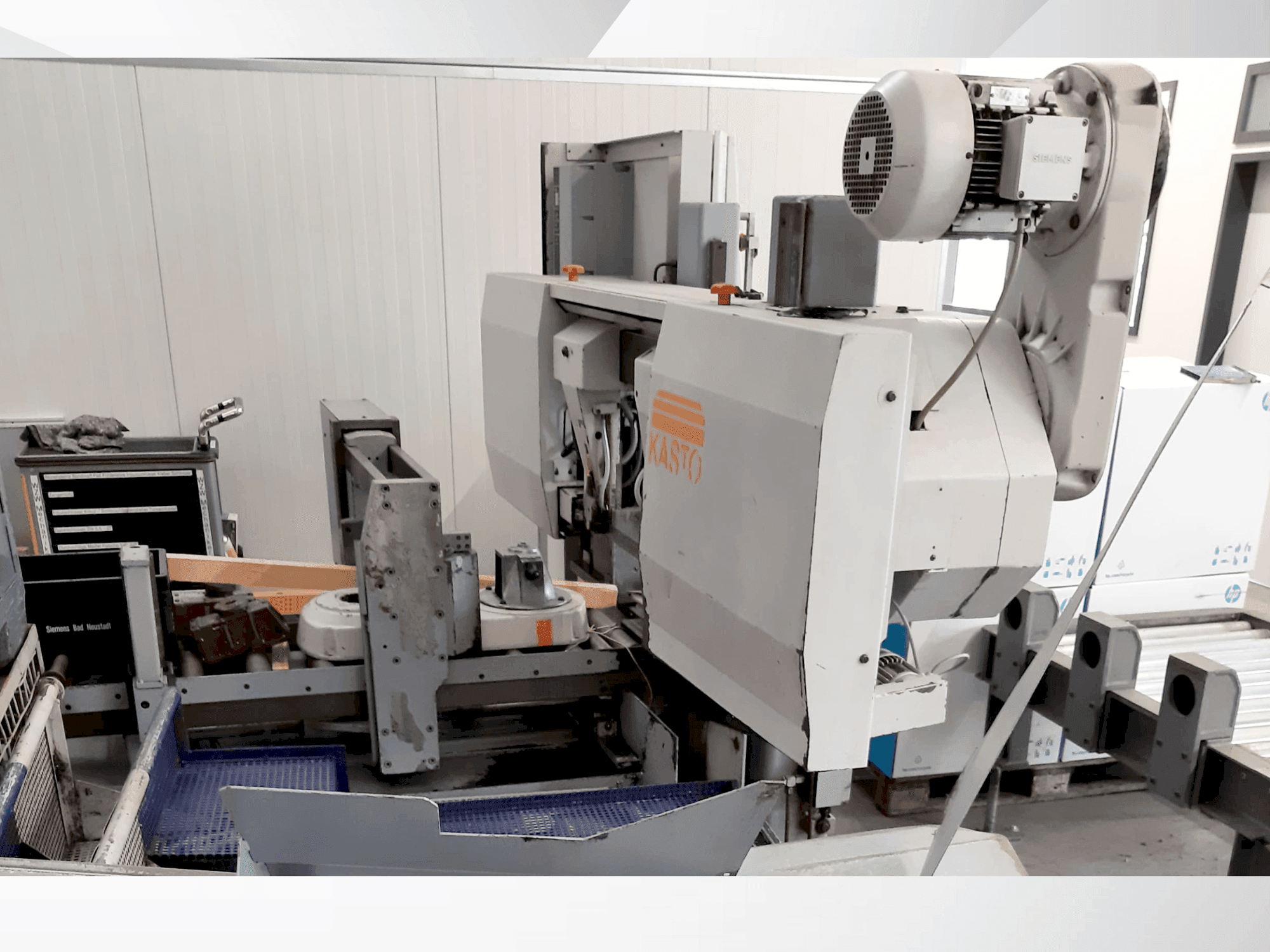 Widok z przodu maszyny KASTO HBA 360 AU with Knoll 150 K-1