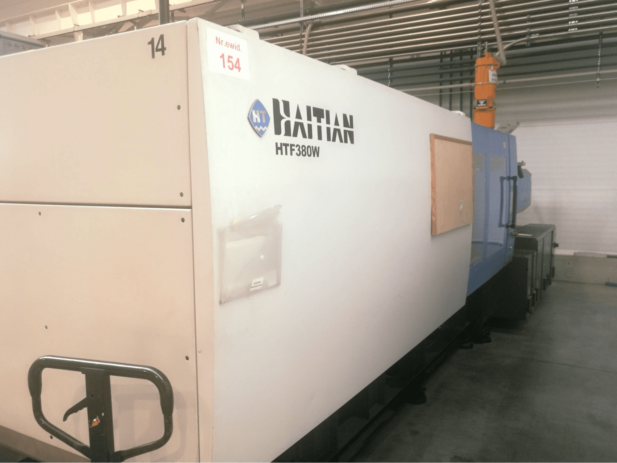 Widok lewej strony maszyny HAITIAN HFT 380 W