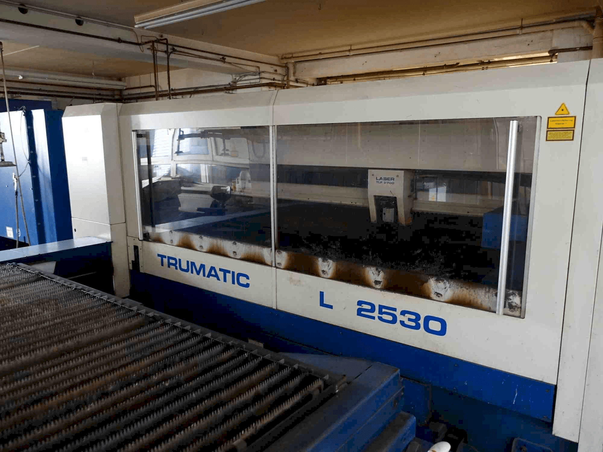 Widok z przodu maszyny Trumpf Trumatic L2530