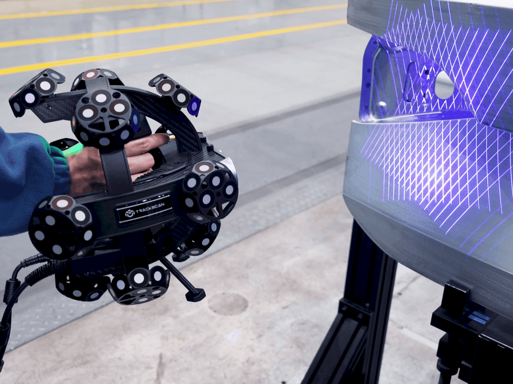 Widok z przodu maszyny TRACKSCAN Sharp49