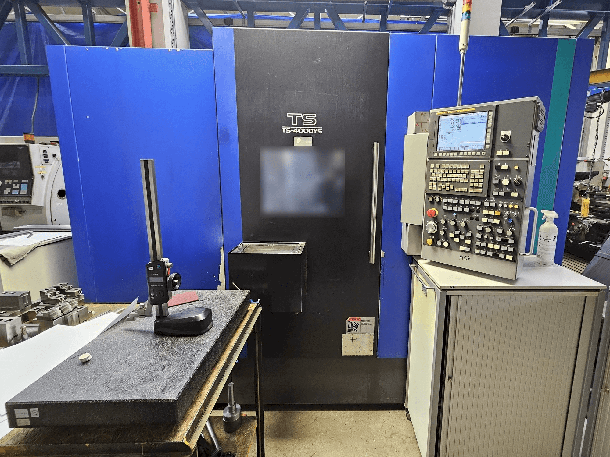 Widok z przodu maszyny Takisawa TS-4000YS