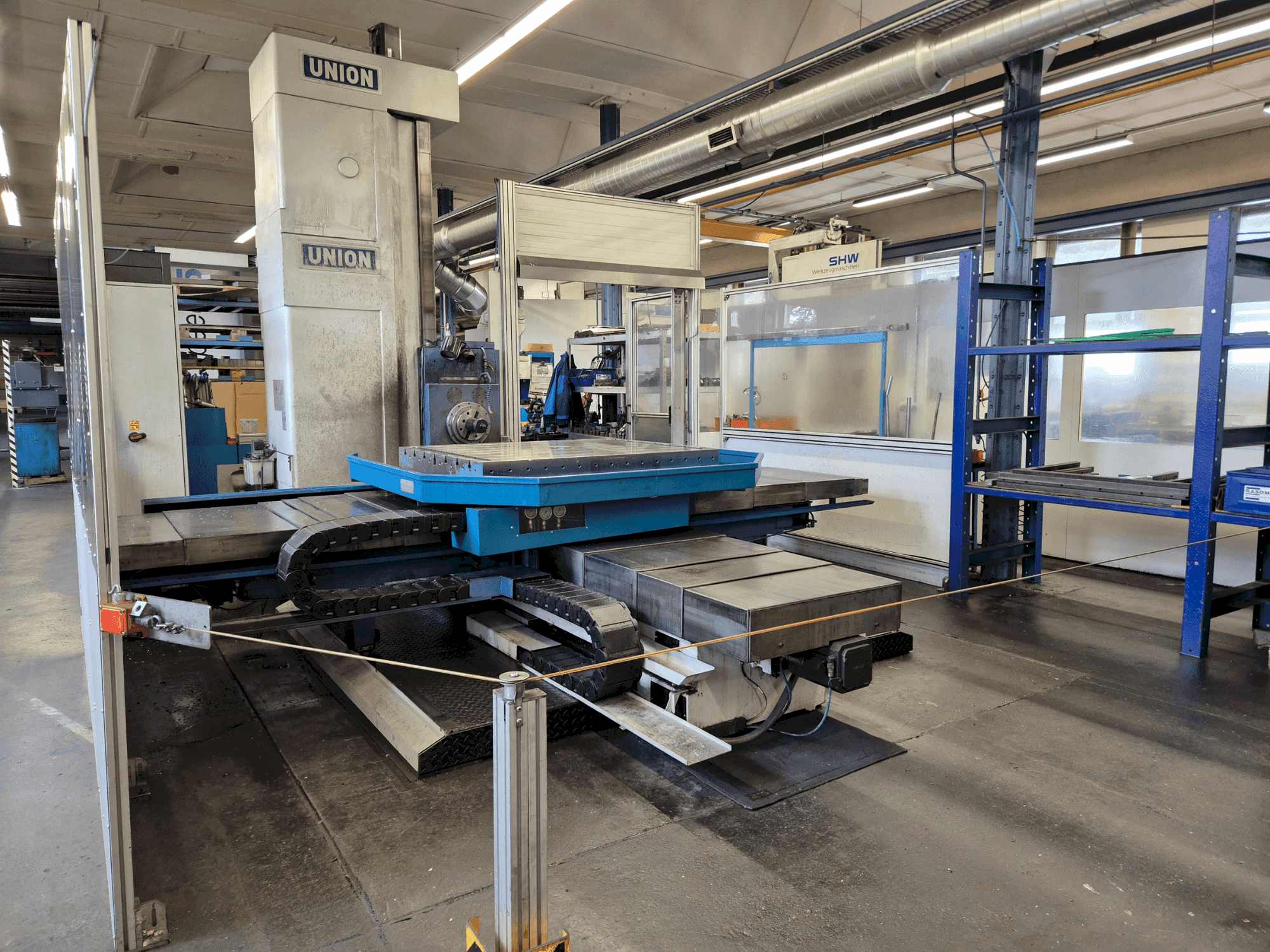 Widok z przodu maszyny UNION T105