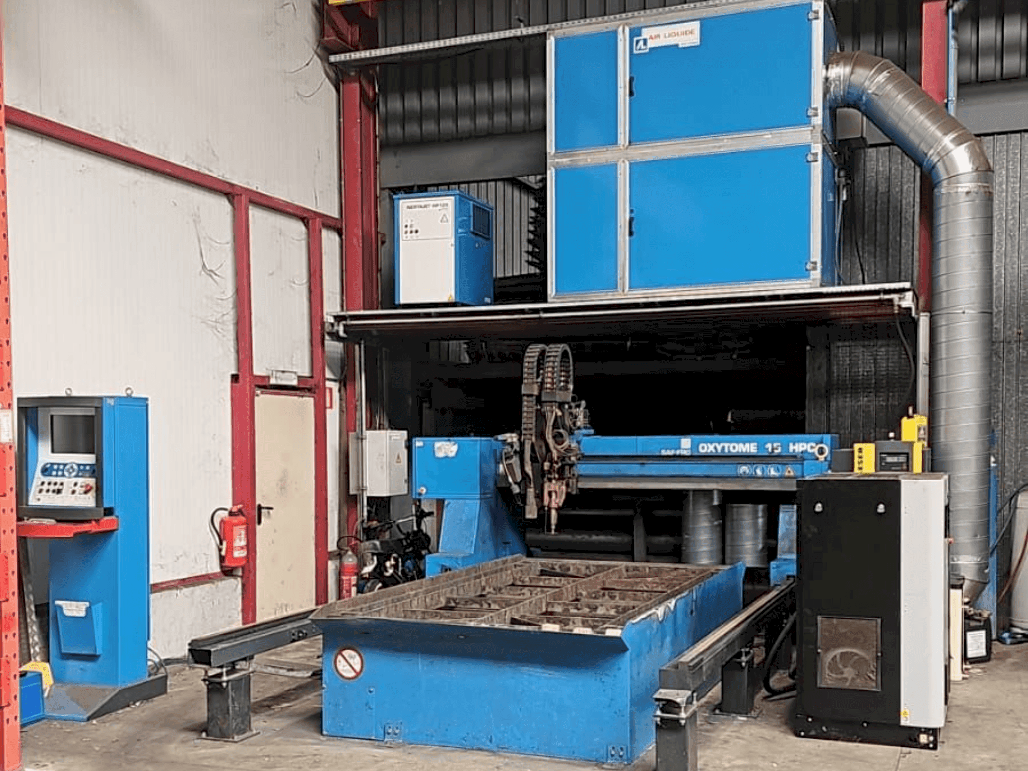 Widok z przodu maszyny SAF Oxytome 15 HPC