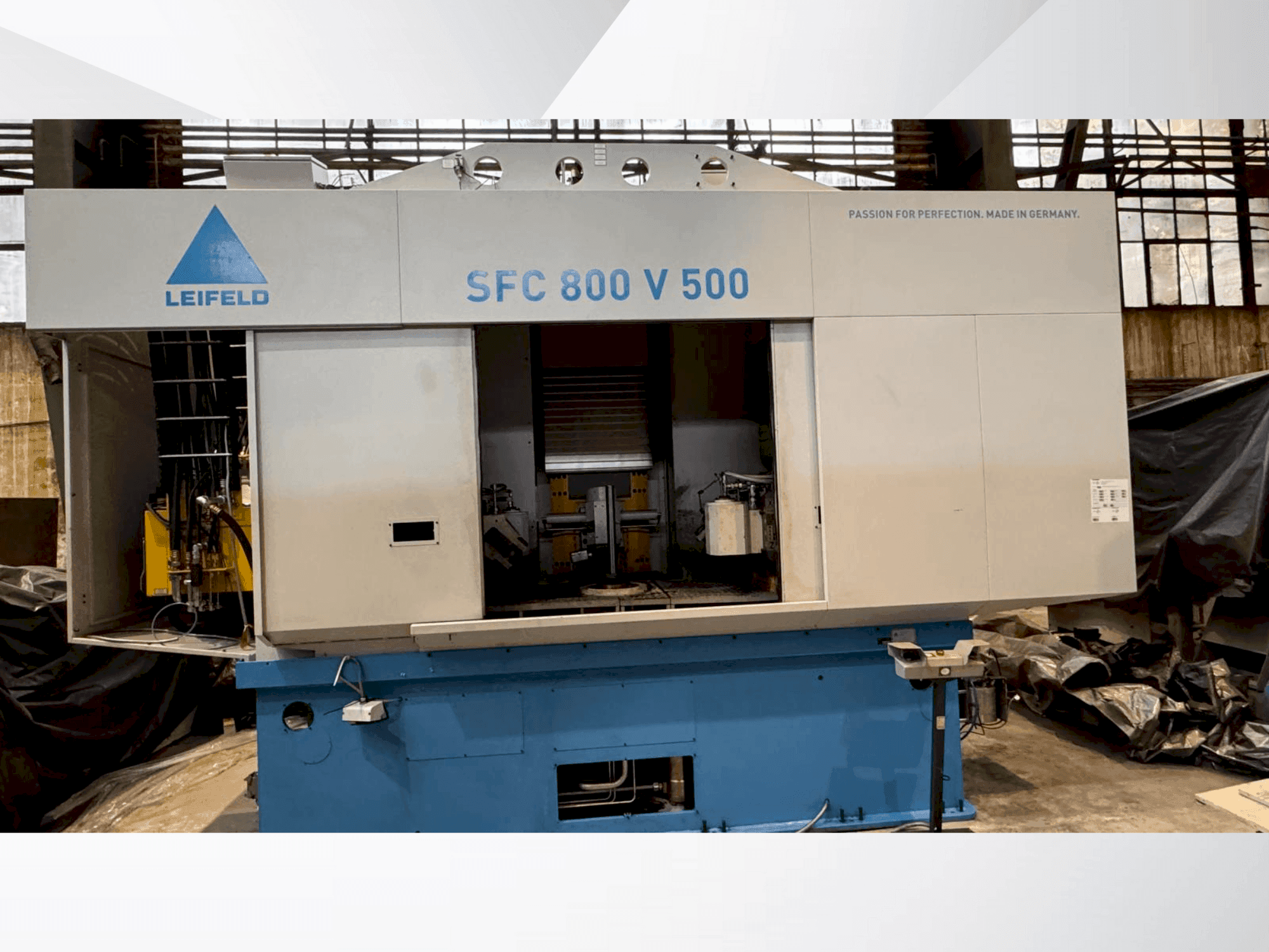 Widok z przodu maszyny LEIFELD SFC 800 V 500