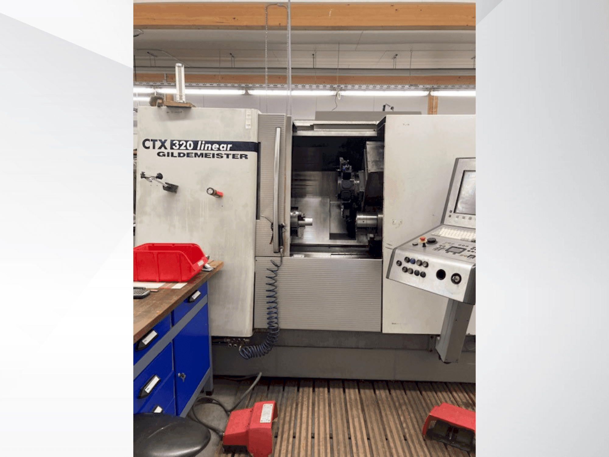 Widok z przodu maszyny Gildemeister CTX 320 linear