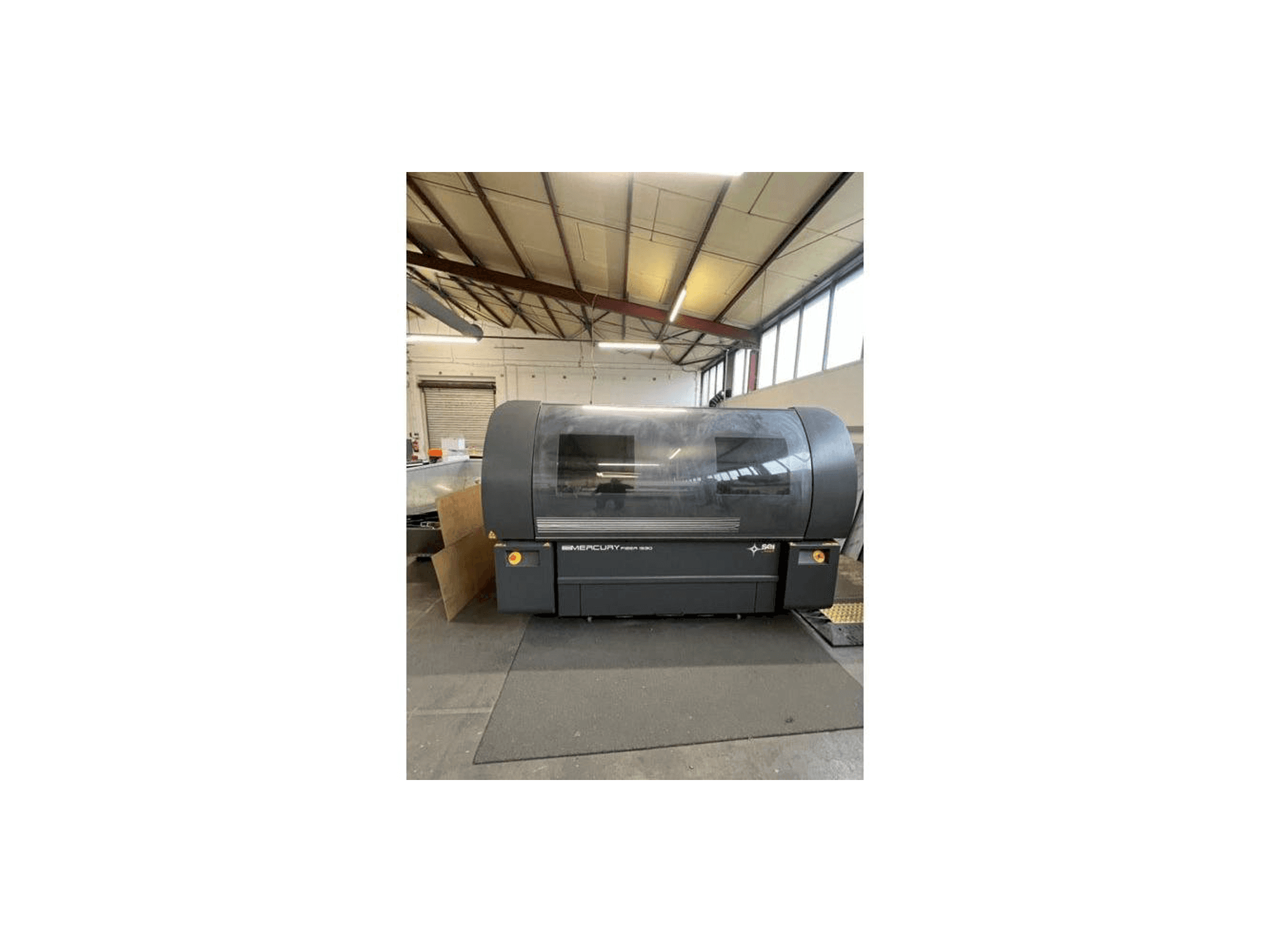 Widok z przodu maszyny SEI Laser Mercury 1560