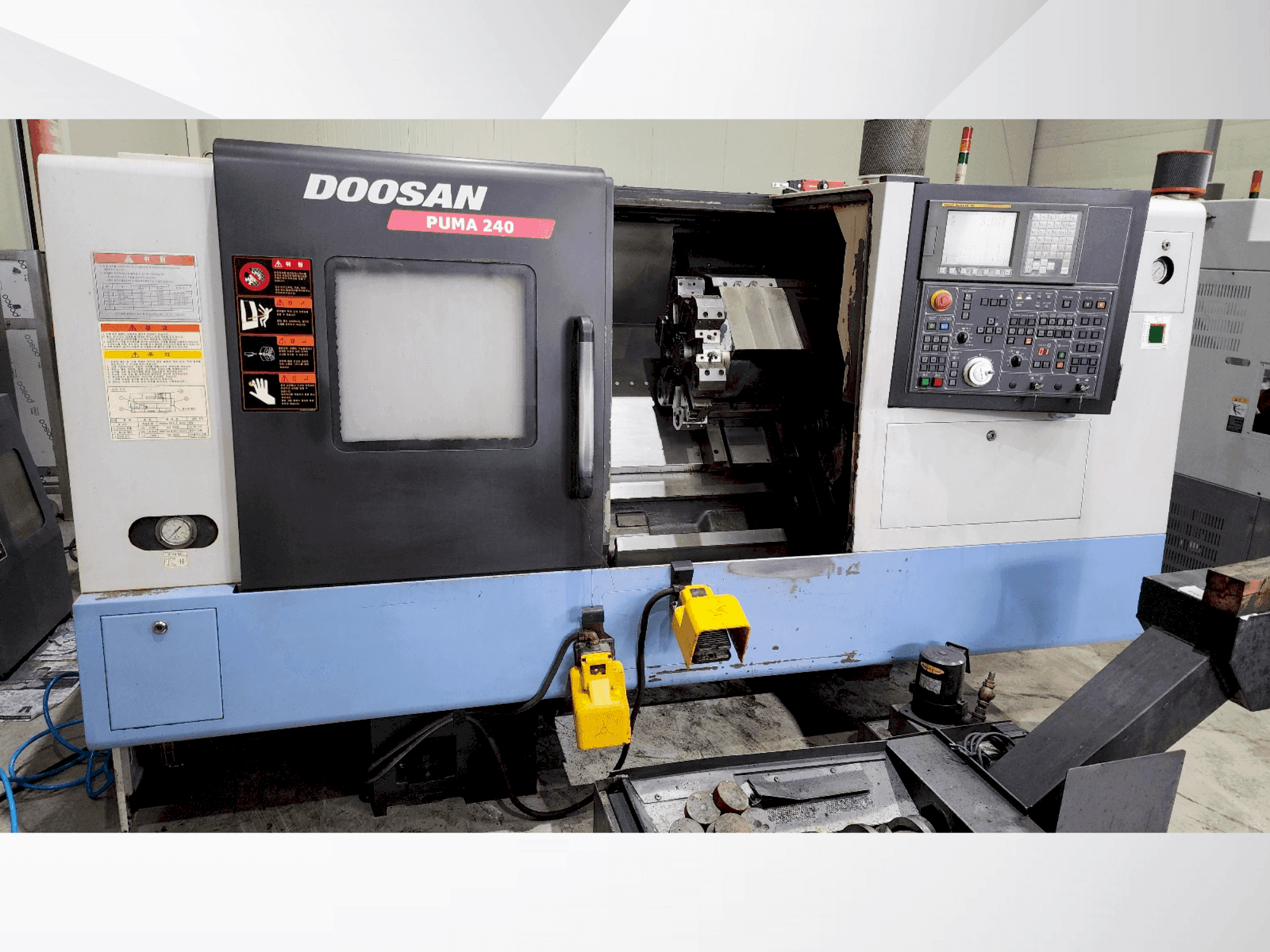 Widok z przodu maszyny DOOSAN PUMA 240B