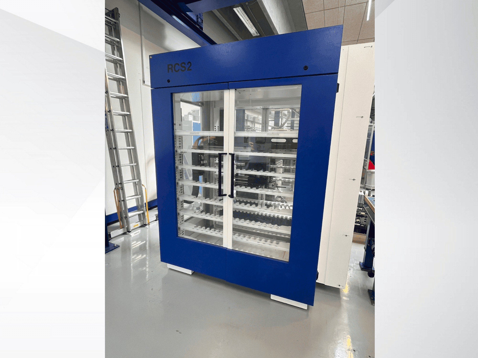 Widok z boku maszyny RÖDERS RCS2