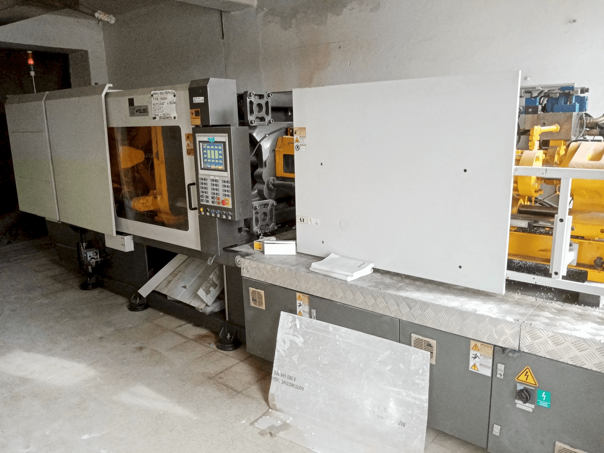 Widok z przodu maszyny Welltec 320F2