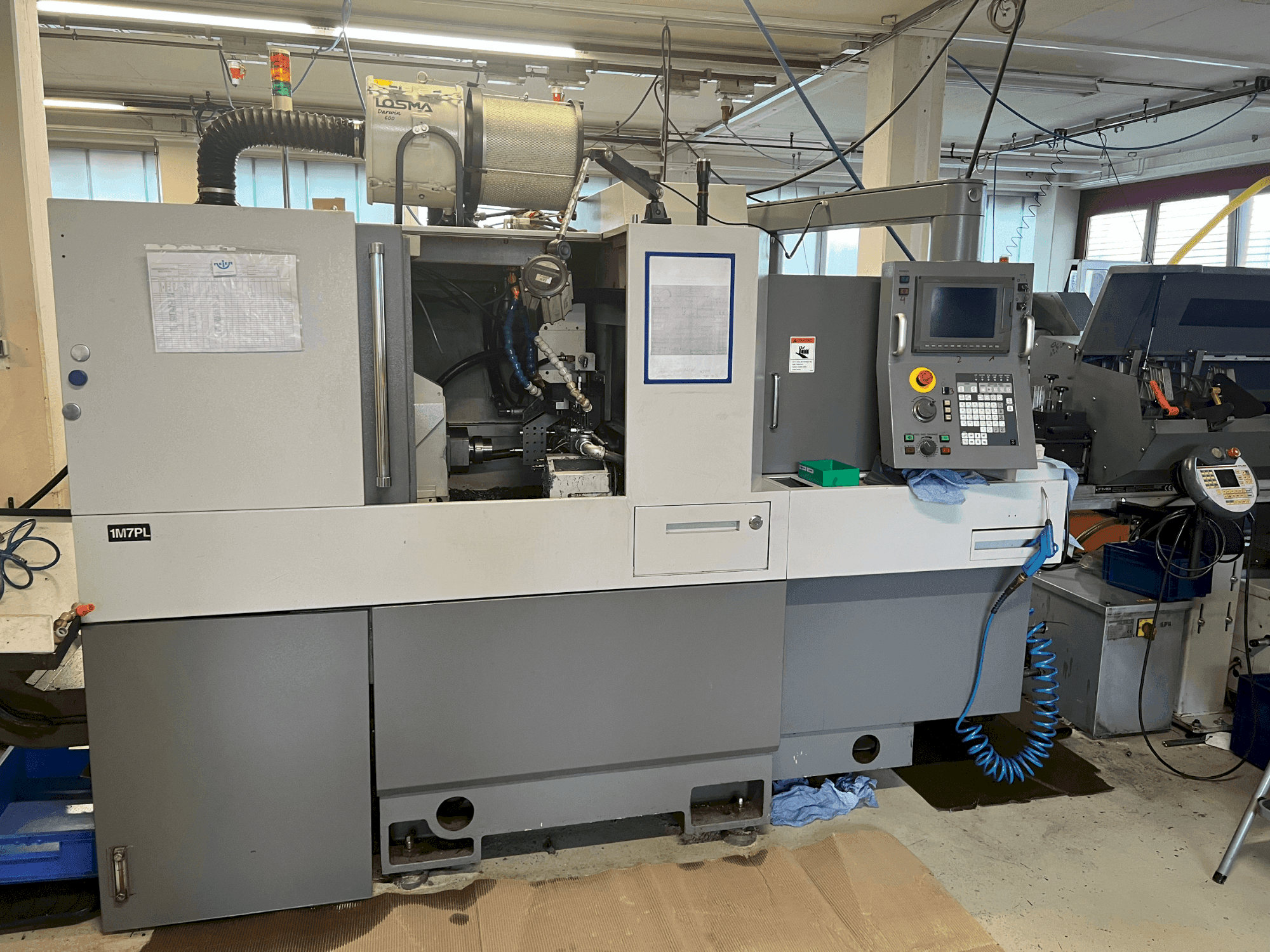 Widok z przodu maszyny Citizen A32VIIPL