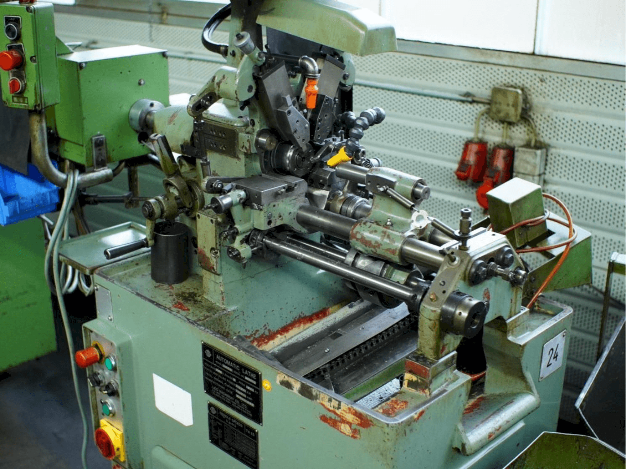 Widok z przodu maszyny LICO TA25