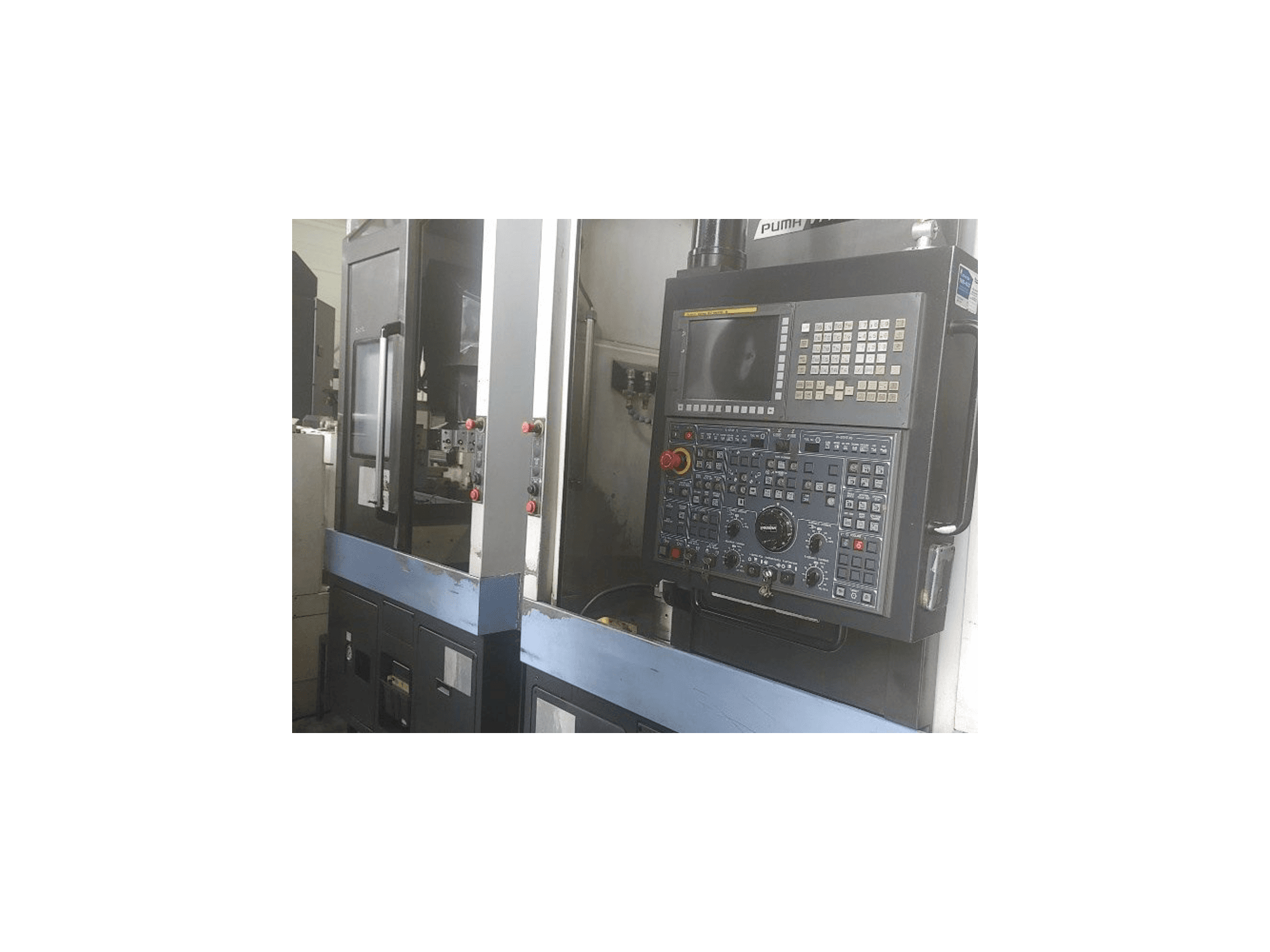 Widok z przodu maszyny Doosan VT450 2SP