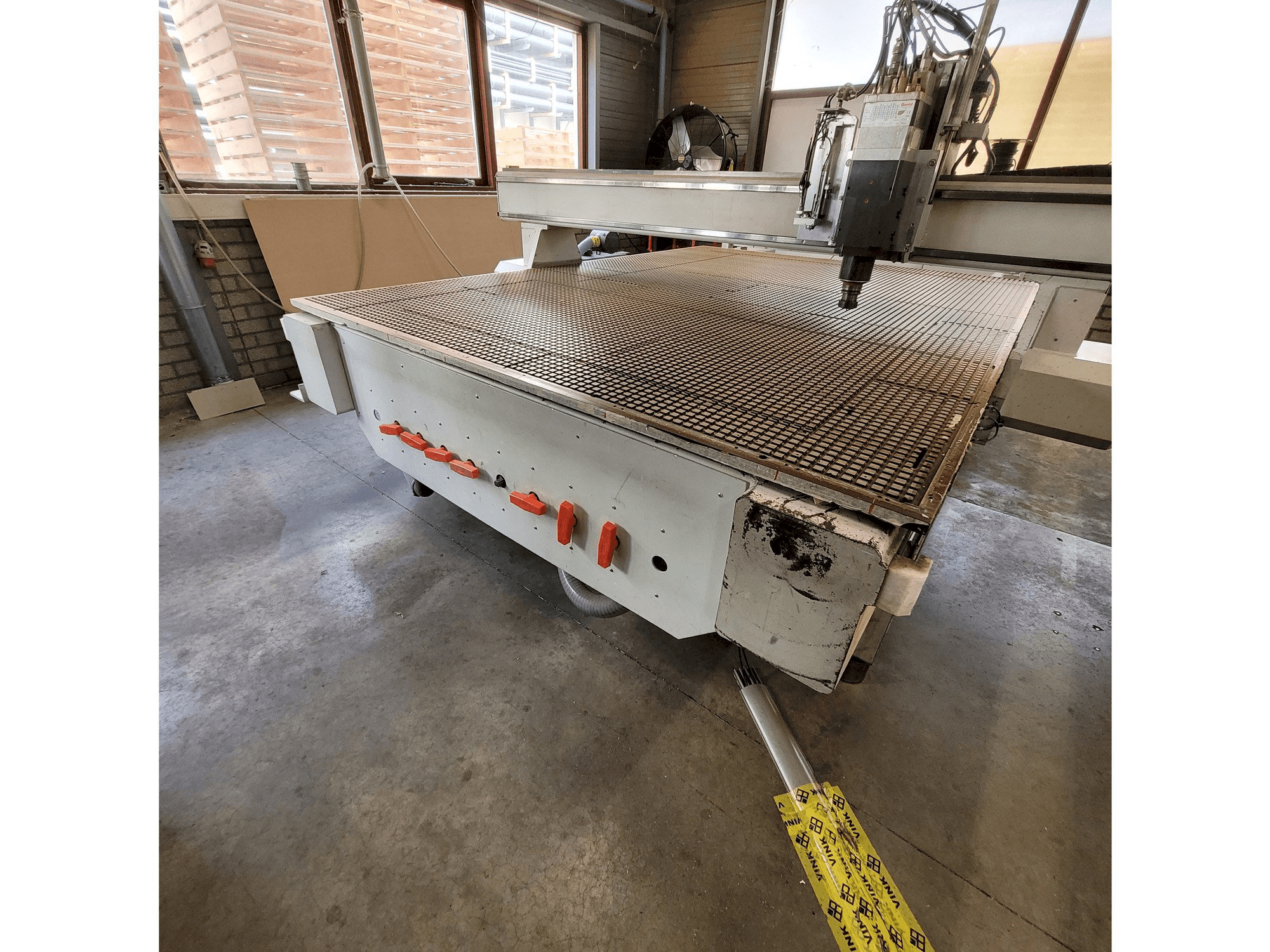 Widok z przodu maszyny FLEXICAM Pro 2030