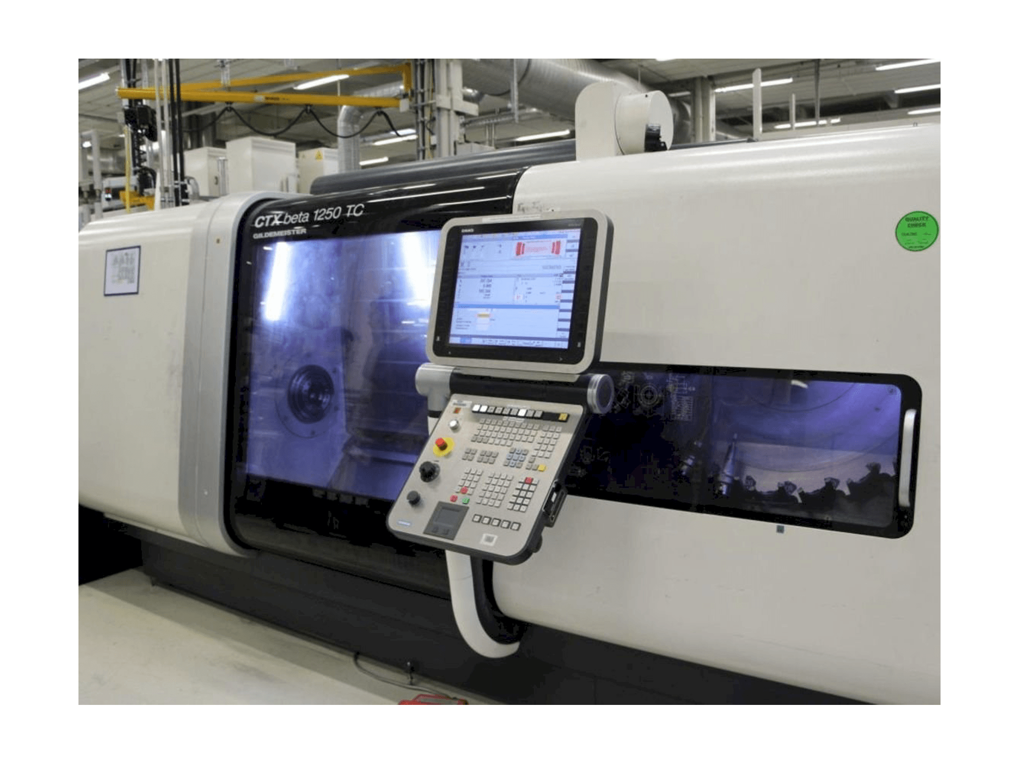 Widok z przodu maszyny DMG MORI GILDEMEISTER CTX Beta 1250 TC