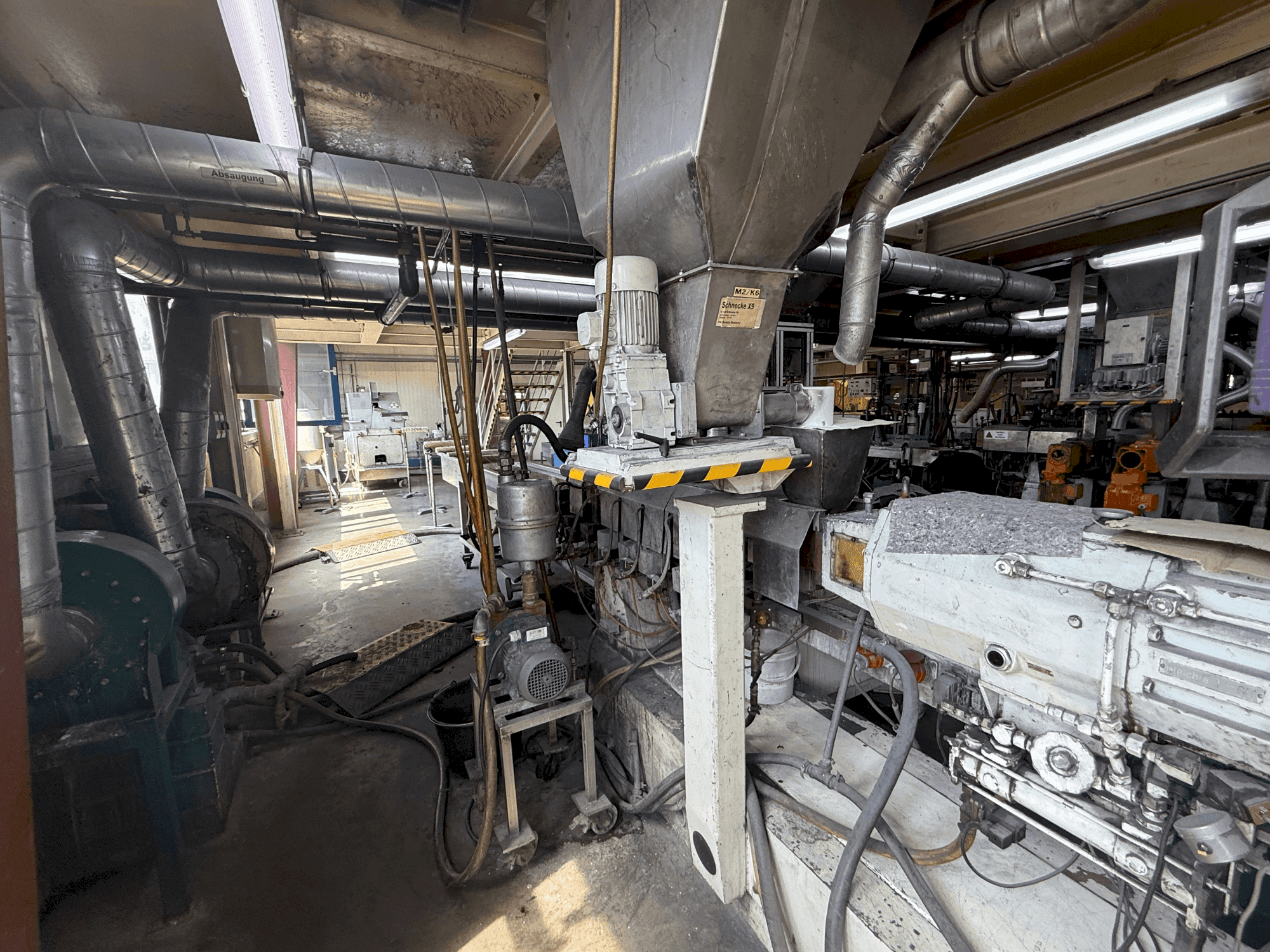 Widok z przodu maszyny Leistriz ZSE 50 GL-36D (1995)