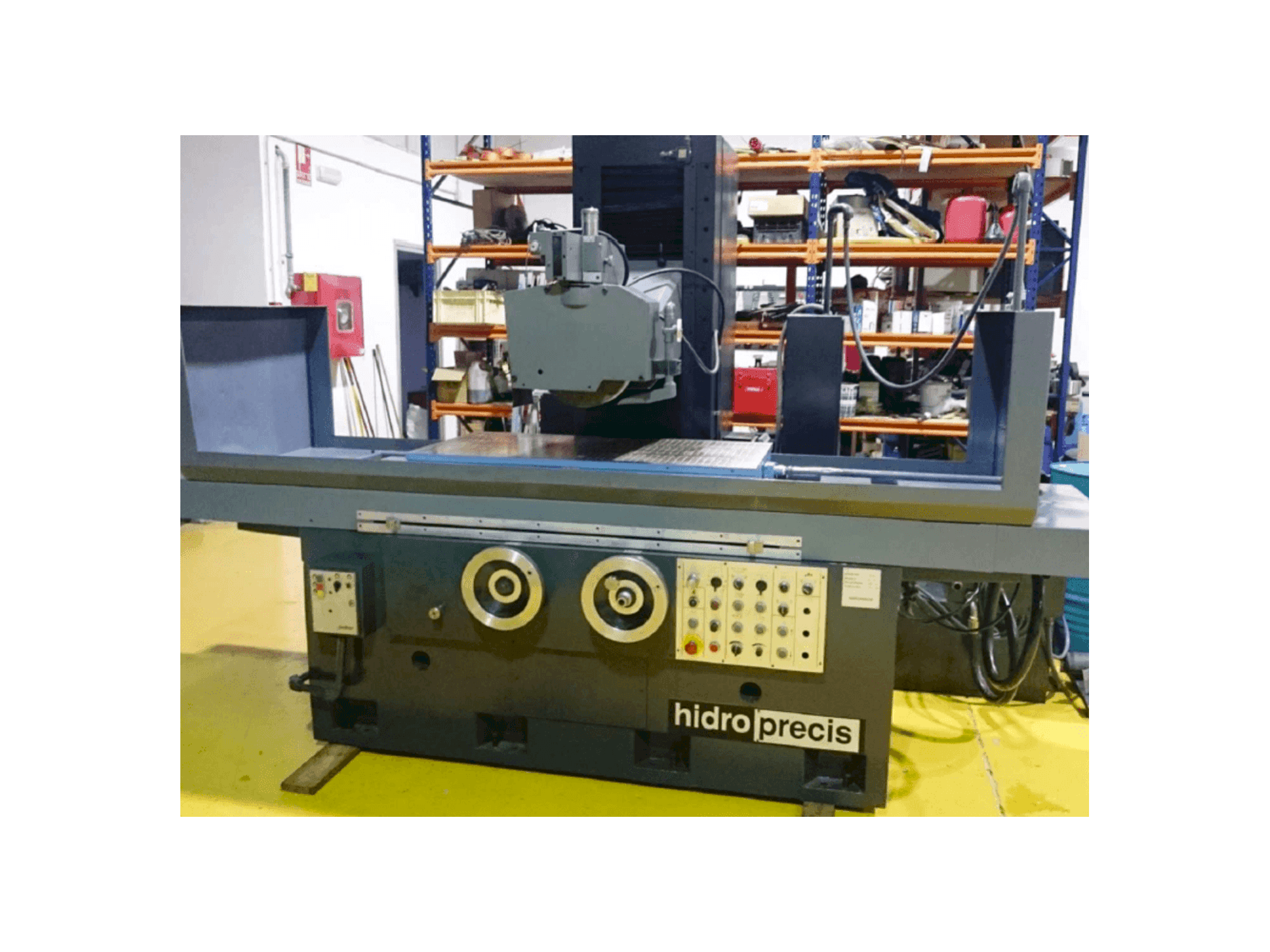 Widok z przodu maszyny Hidro-Precis TP70