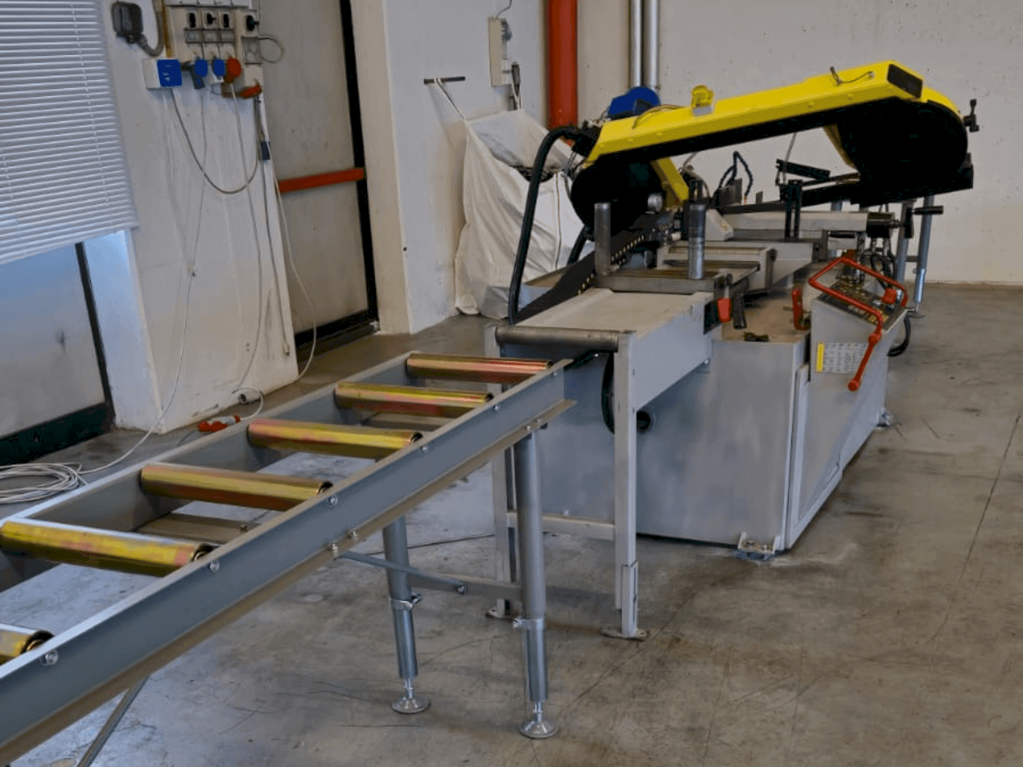 Widok z przodu maszyny FMB JUPITER