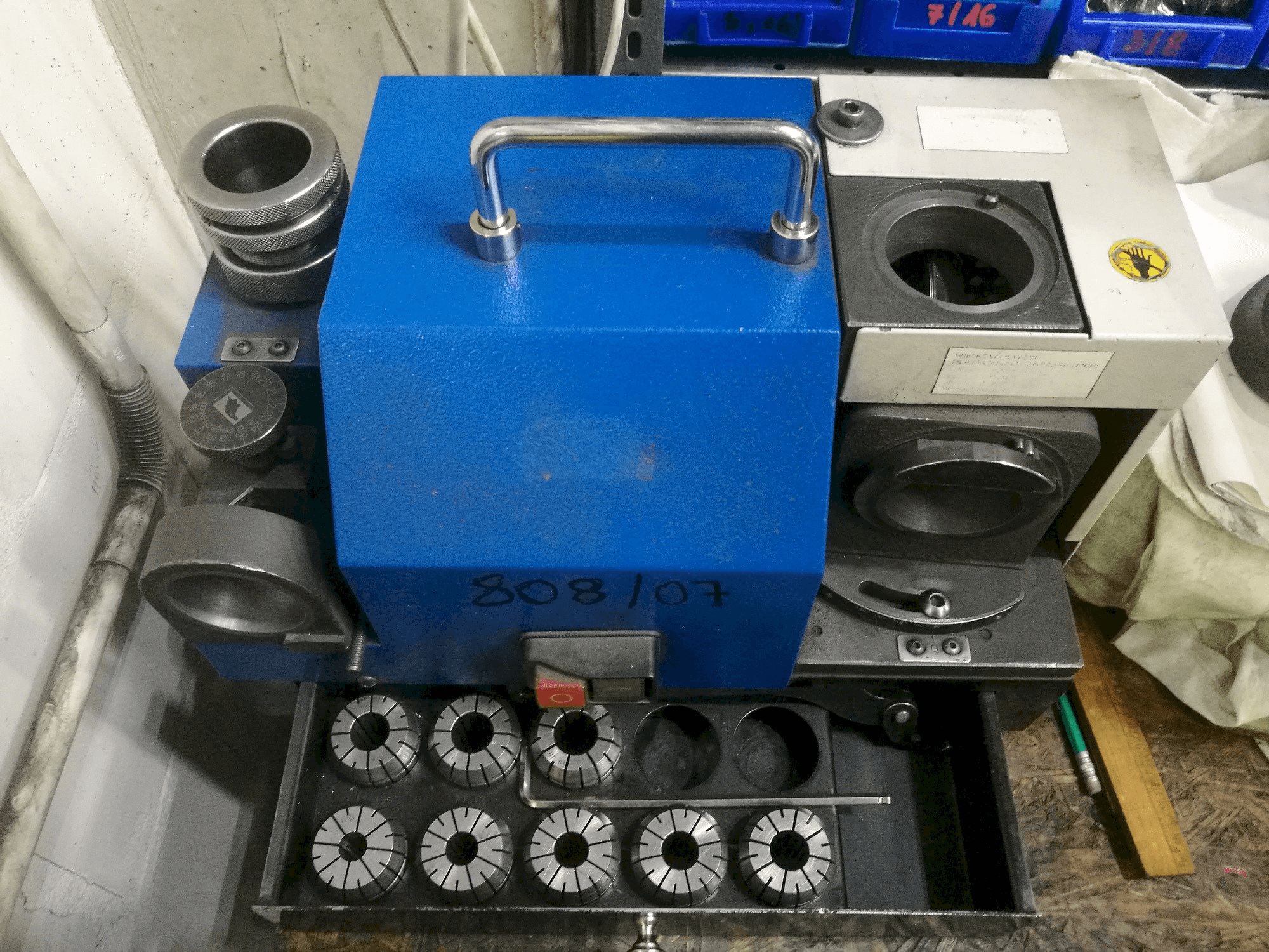 Widok z przodu maszyny PAX 30