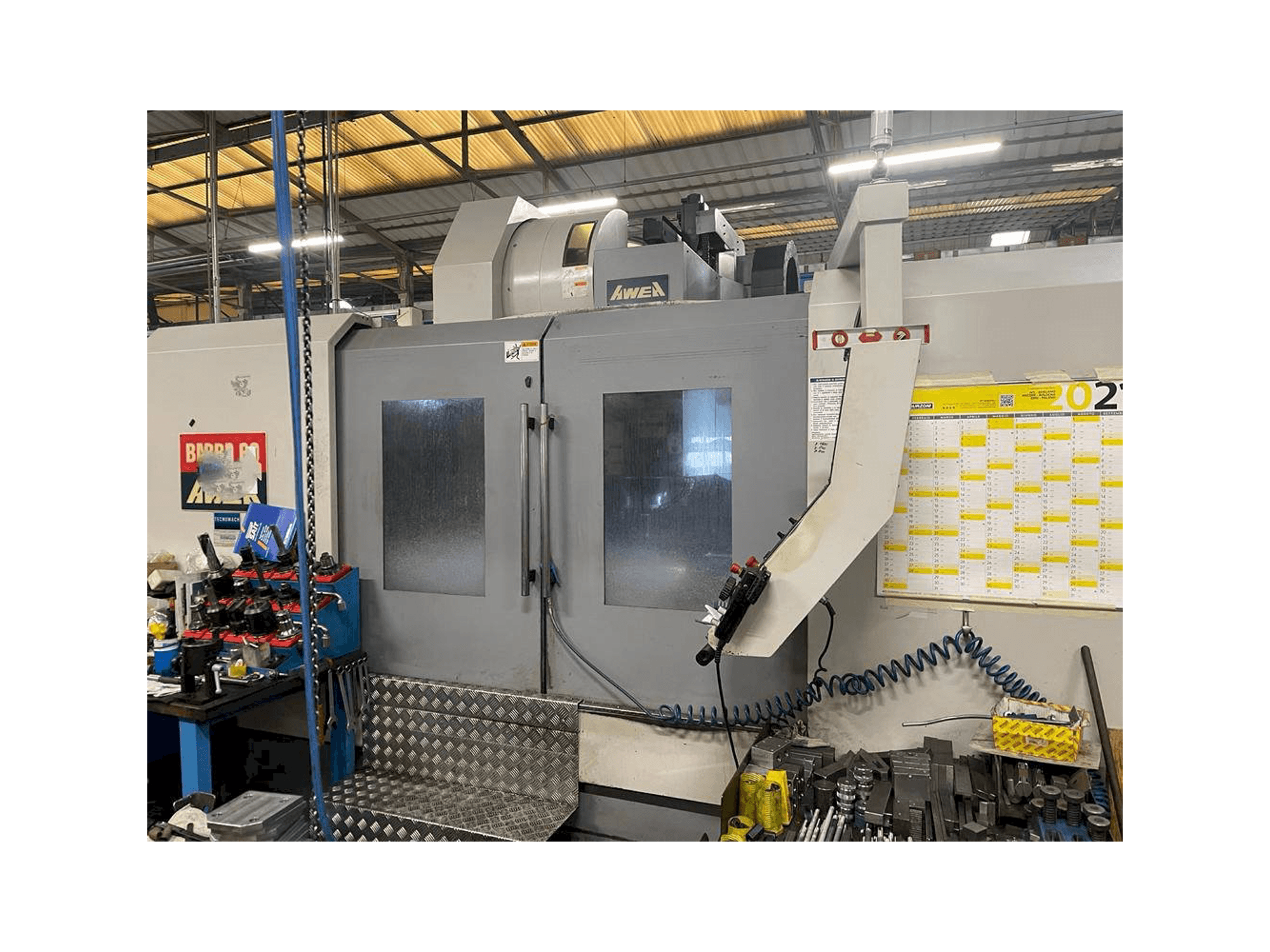 Widok z przodu maszyny AWEA BM-1600