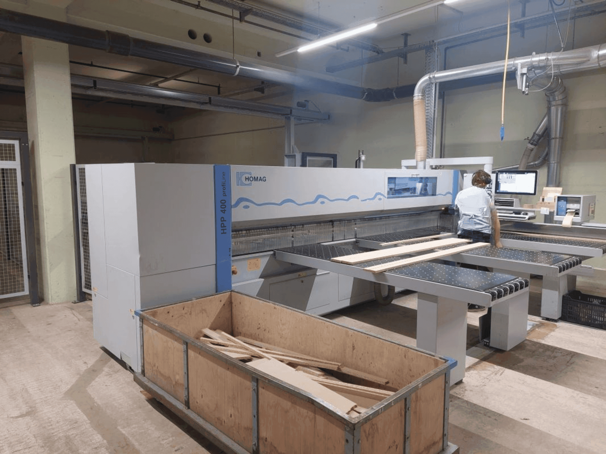 Widok z przodu maszyny HOMAG HPP 400 profiLine