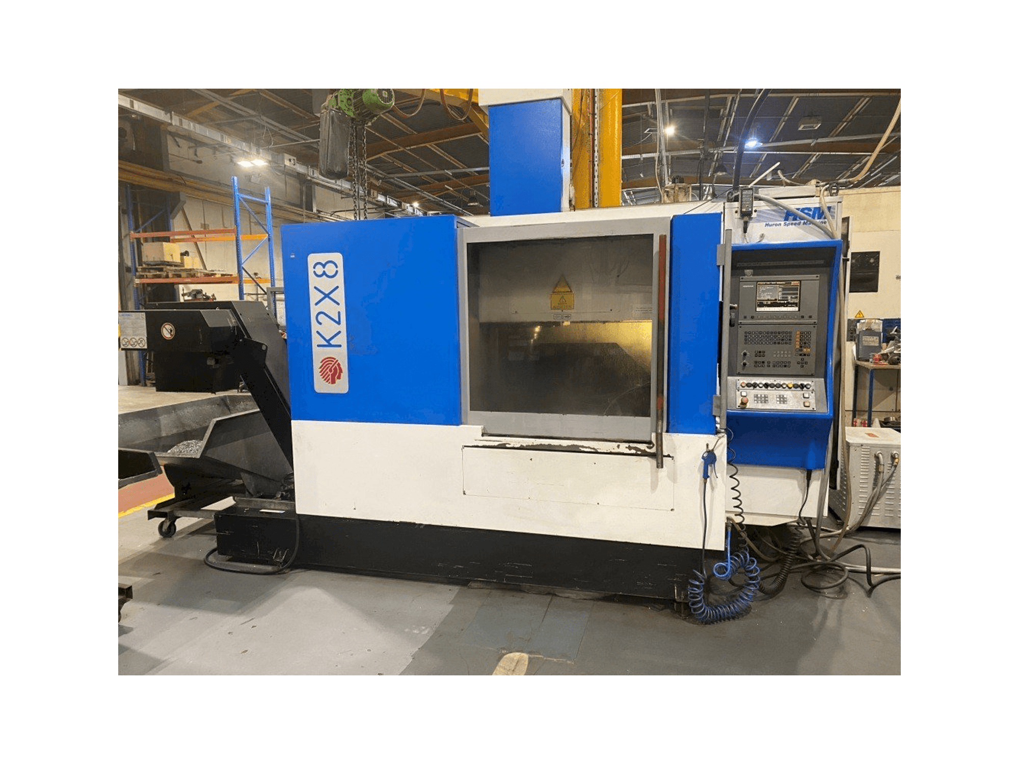 Widok z przodu maszyny Huron K2X8