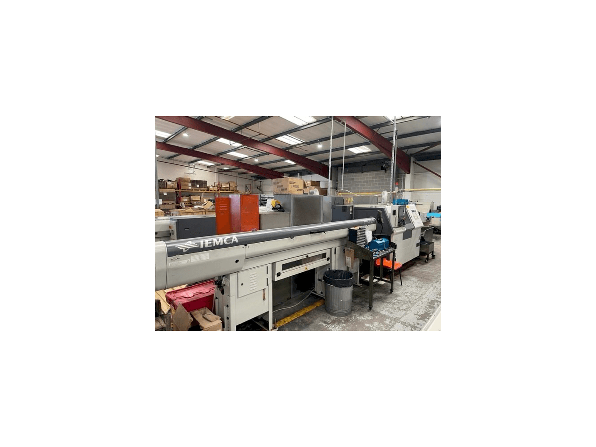 Widok z przodu maszyny Miyano BNA-42MSY2