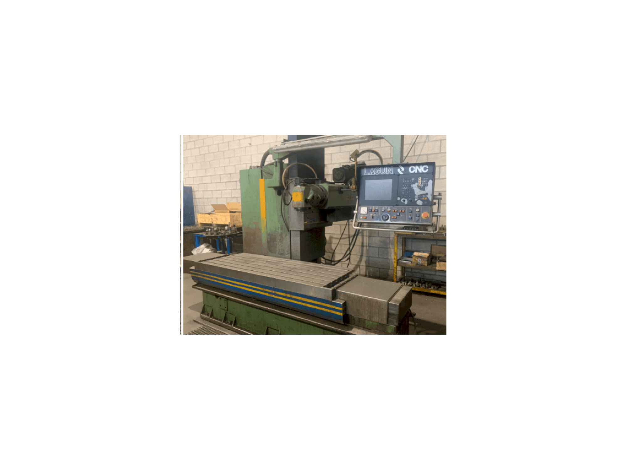 Widok z przodu maszyny LAGUN FBF 1800