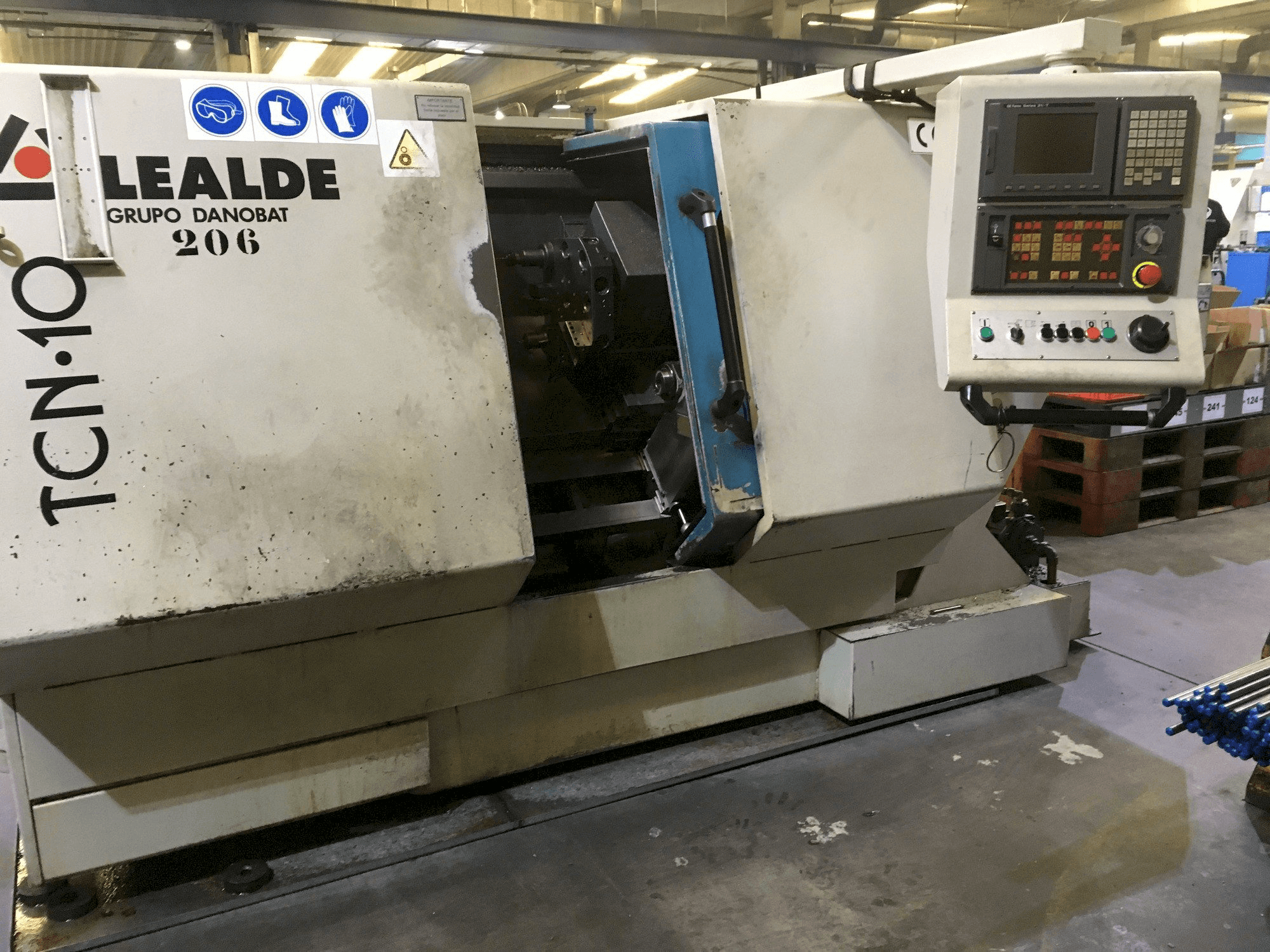 Widok z przodu maszyny Lealde TCN10