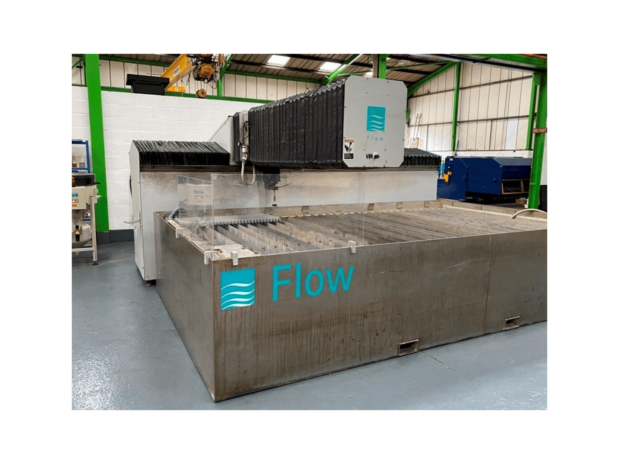 Widok z przodu maszyny Flow 712127-1