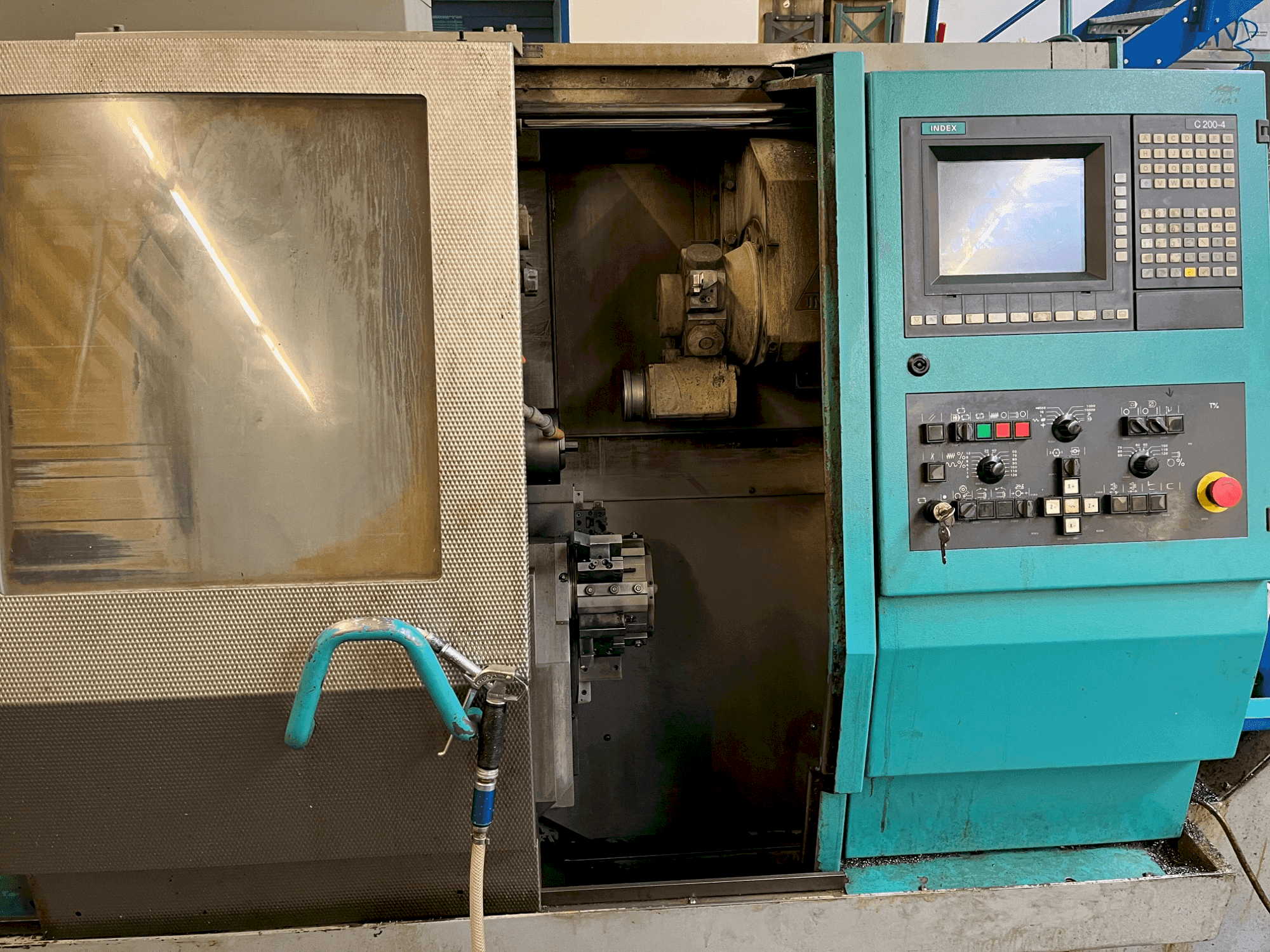 Widok z przodu maszyny Index ABC 42