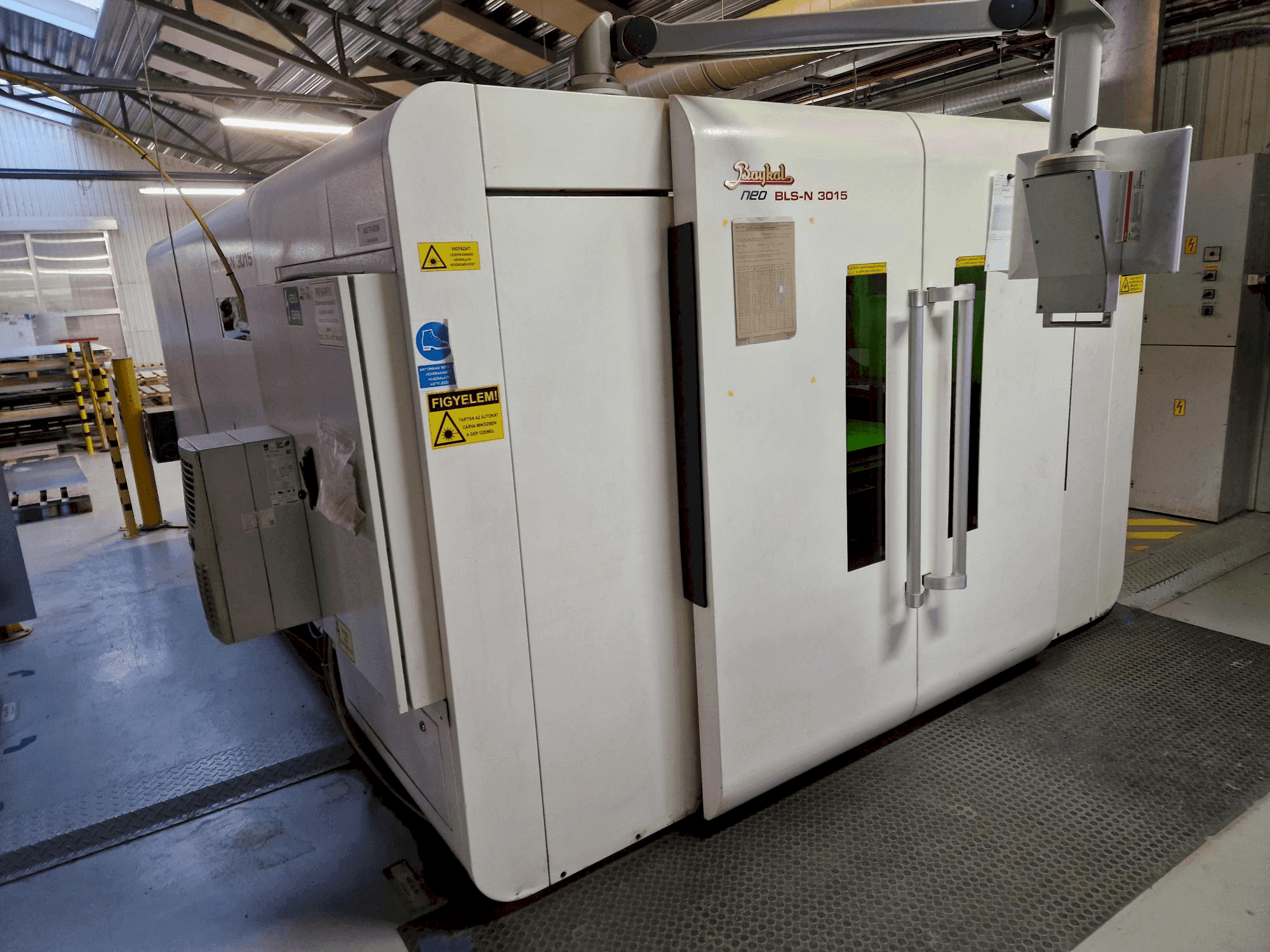 Widok z przodu maszyny Baykal BLS-N 3015