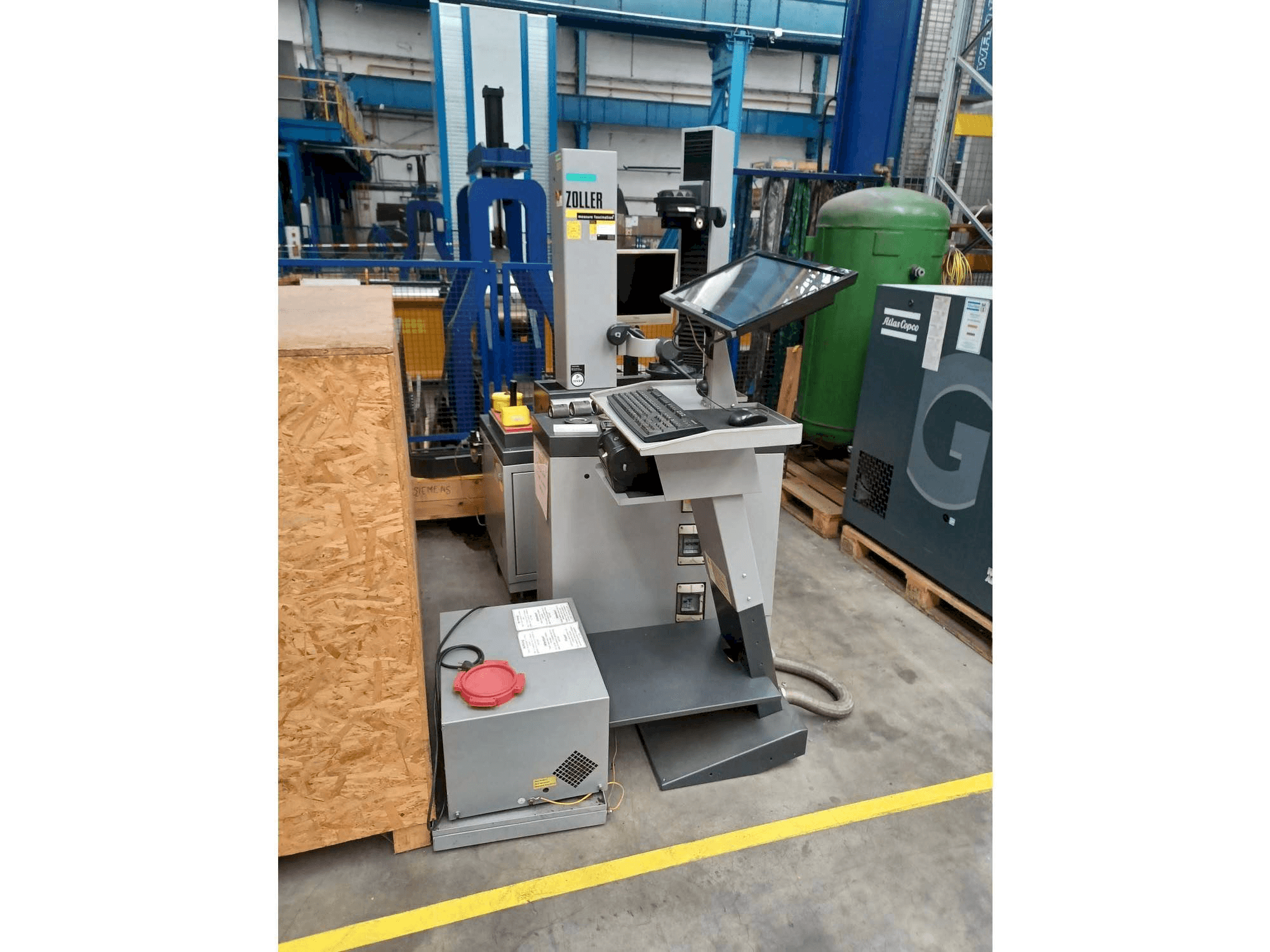 Widok z przodu maszyny Zoller R460C3-00137