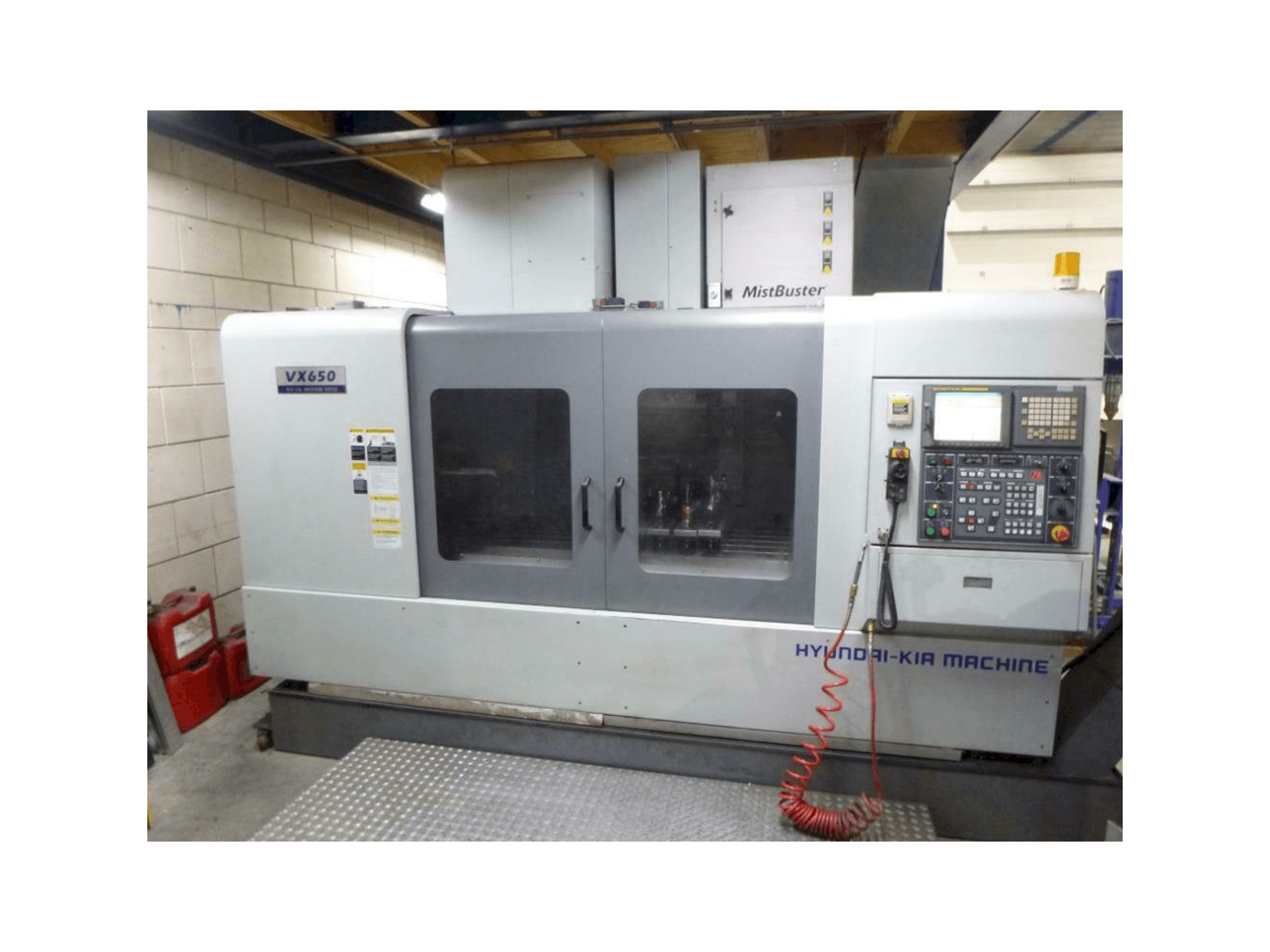 Widok z przodu maszyny Hyundai Kia VX-650