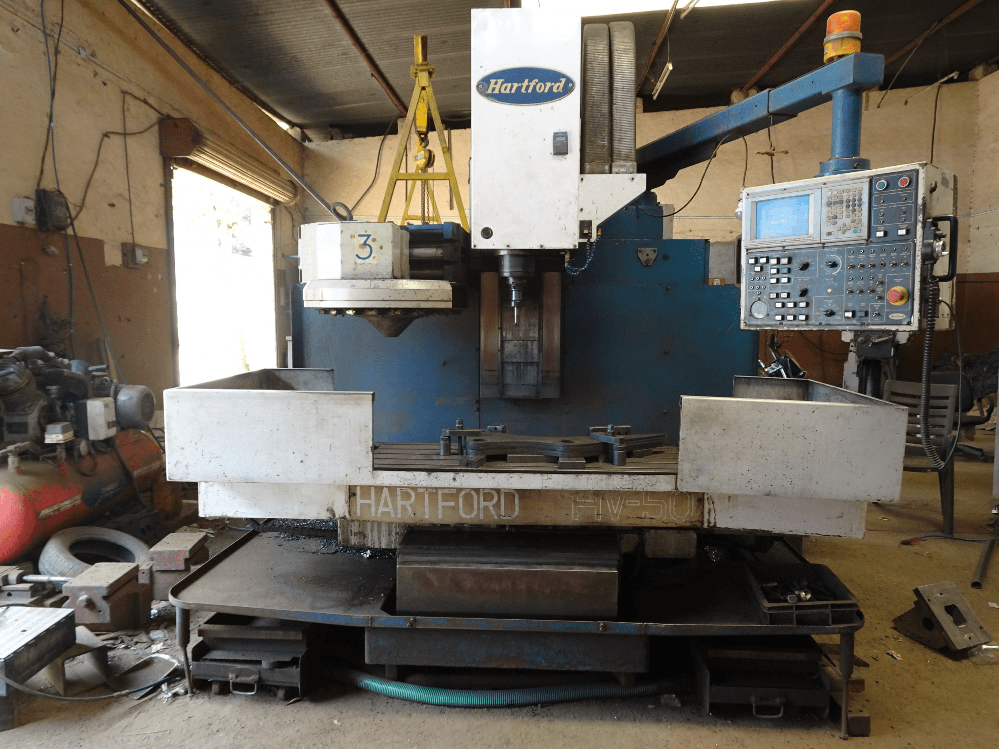 Widok z przodu maszyny Hartford HV-50S