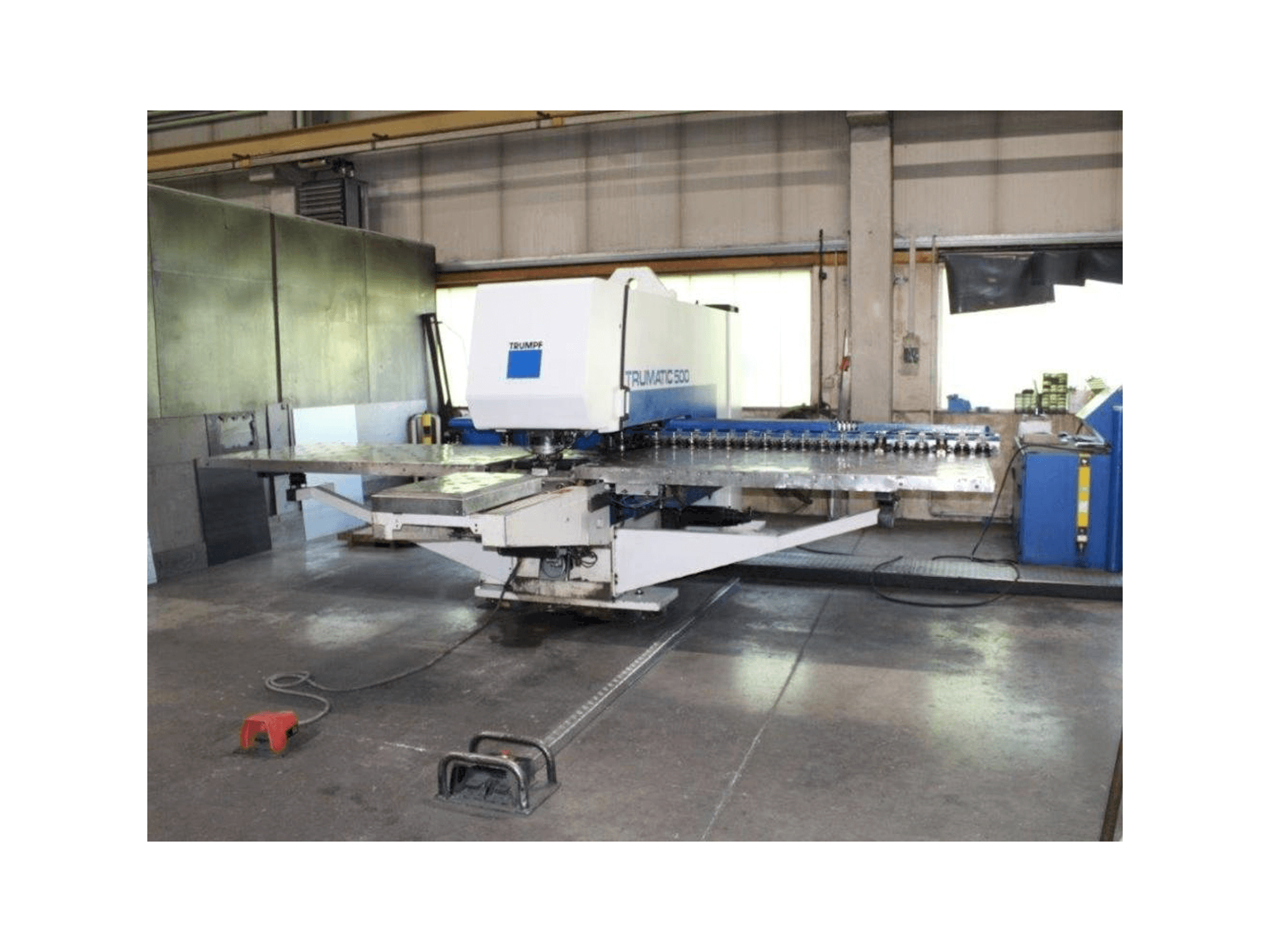 Widok z przodu maszyny Trumpf Trumatic 500