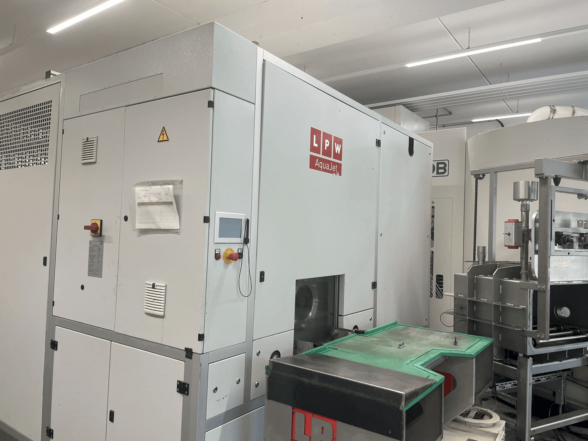 Widok z przodu maszyny LPW LPW Aqua Jet 670 T2-V (2013)