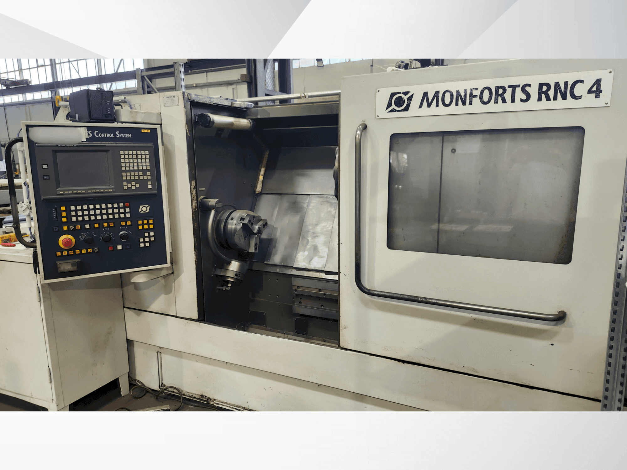 Widok z przodu maszyny Monforts RNC 4