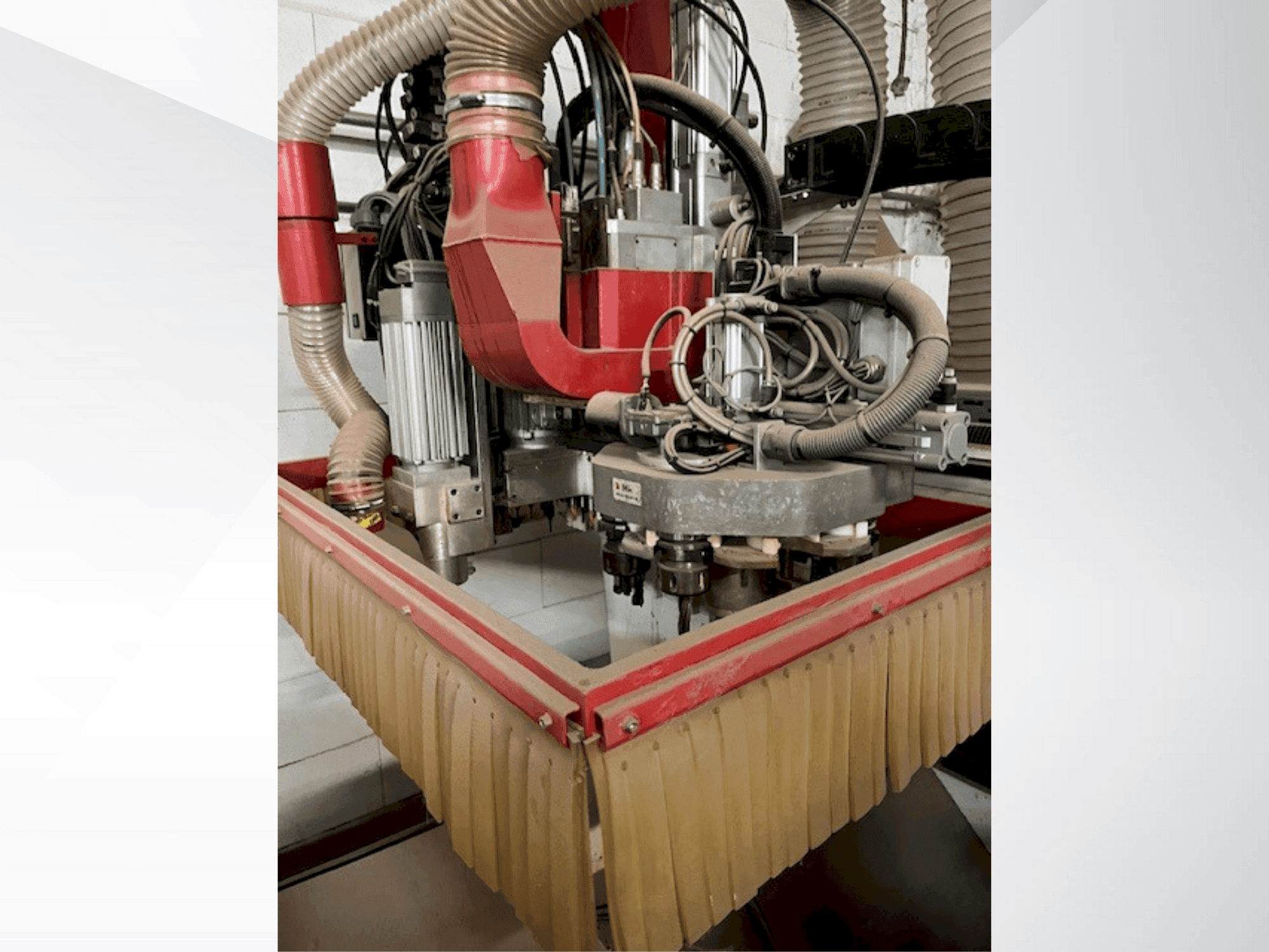 Widok z przodu maszyny IMA BIMA 210 100/300