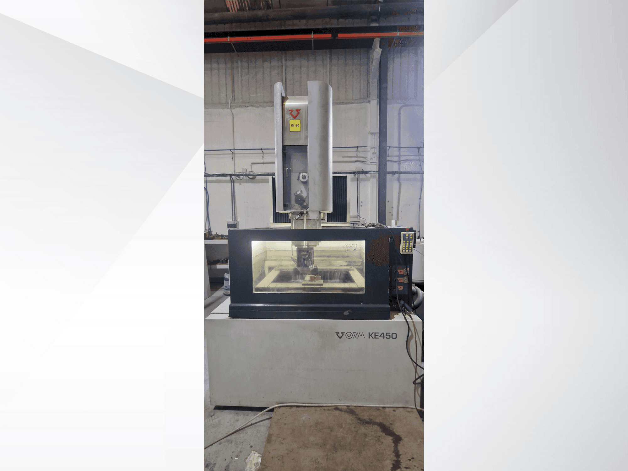 Widok z przodu maszyny ONA KE 450