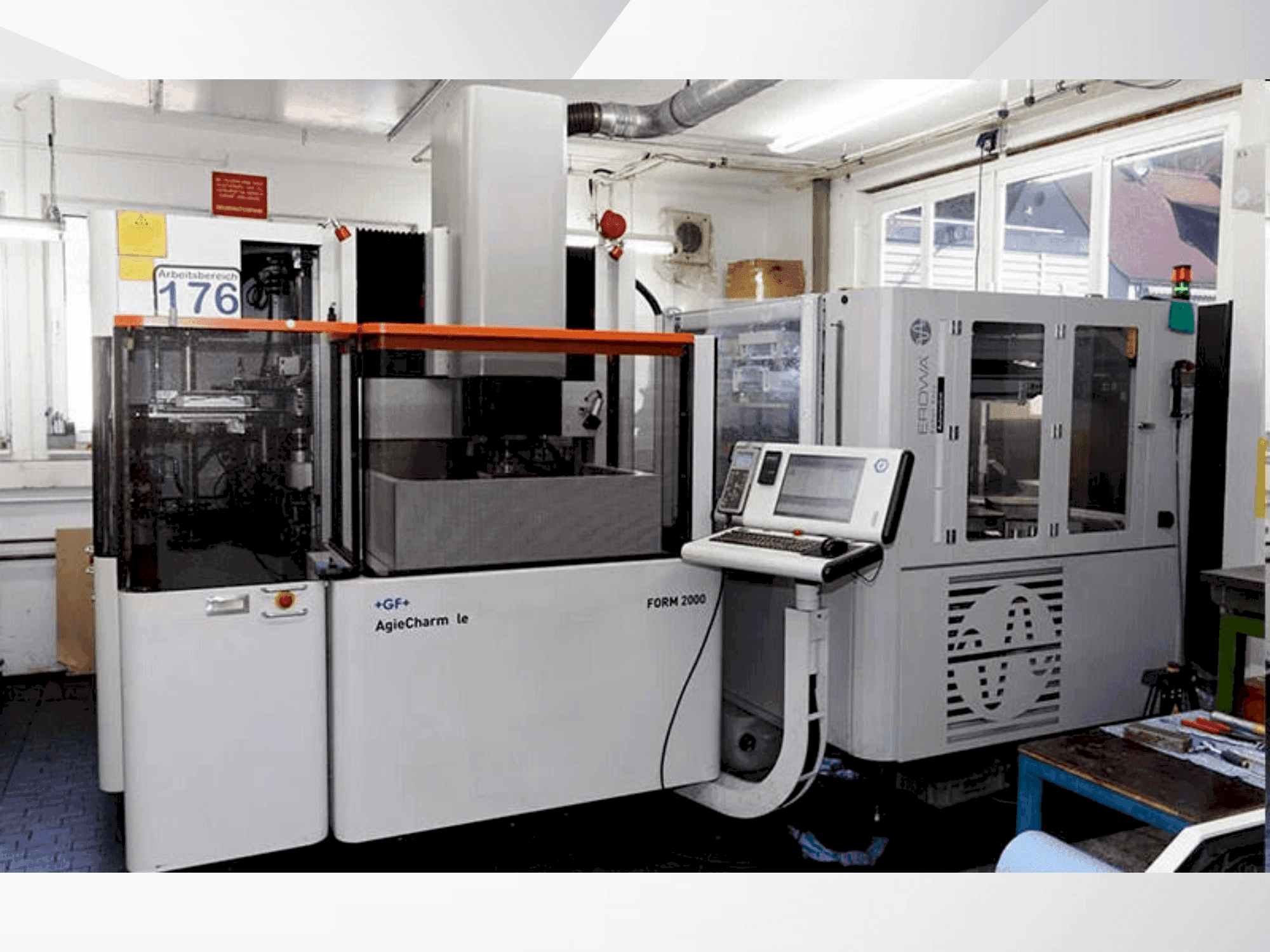 Widok z przodu maszyny Other AC Form 2000