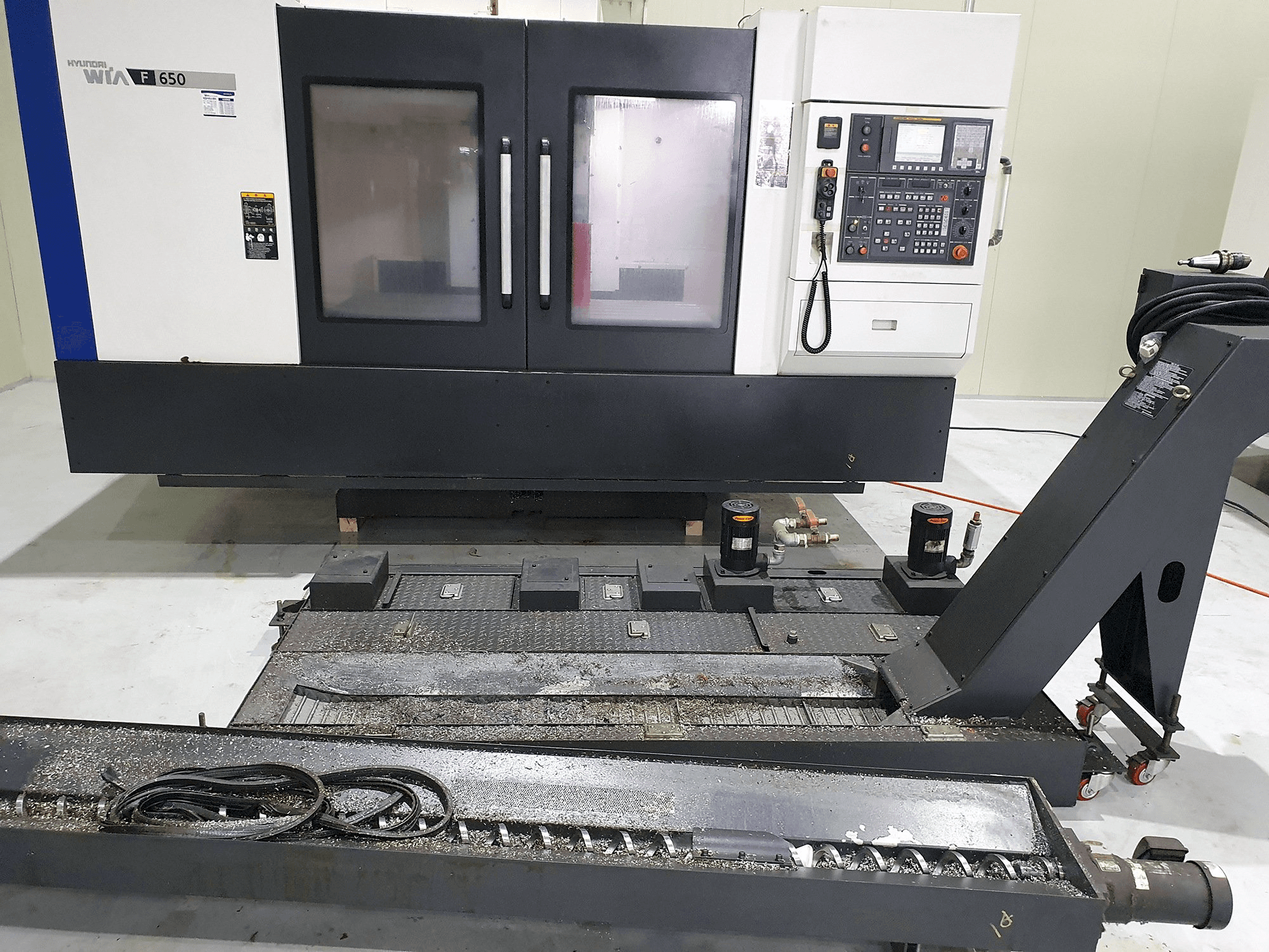 Widok z przodu maszyny Hyundai Wia F650