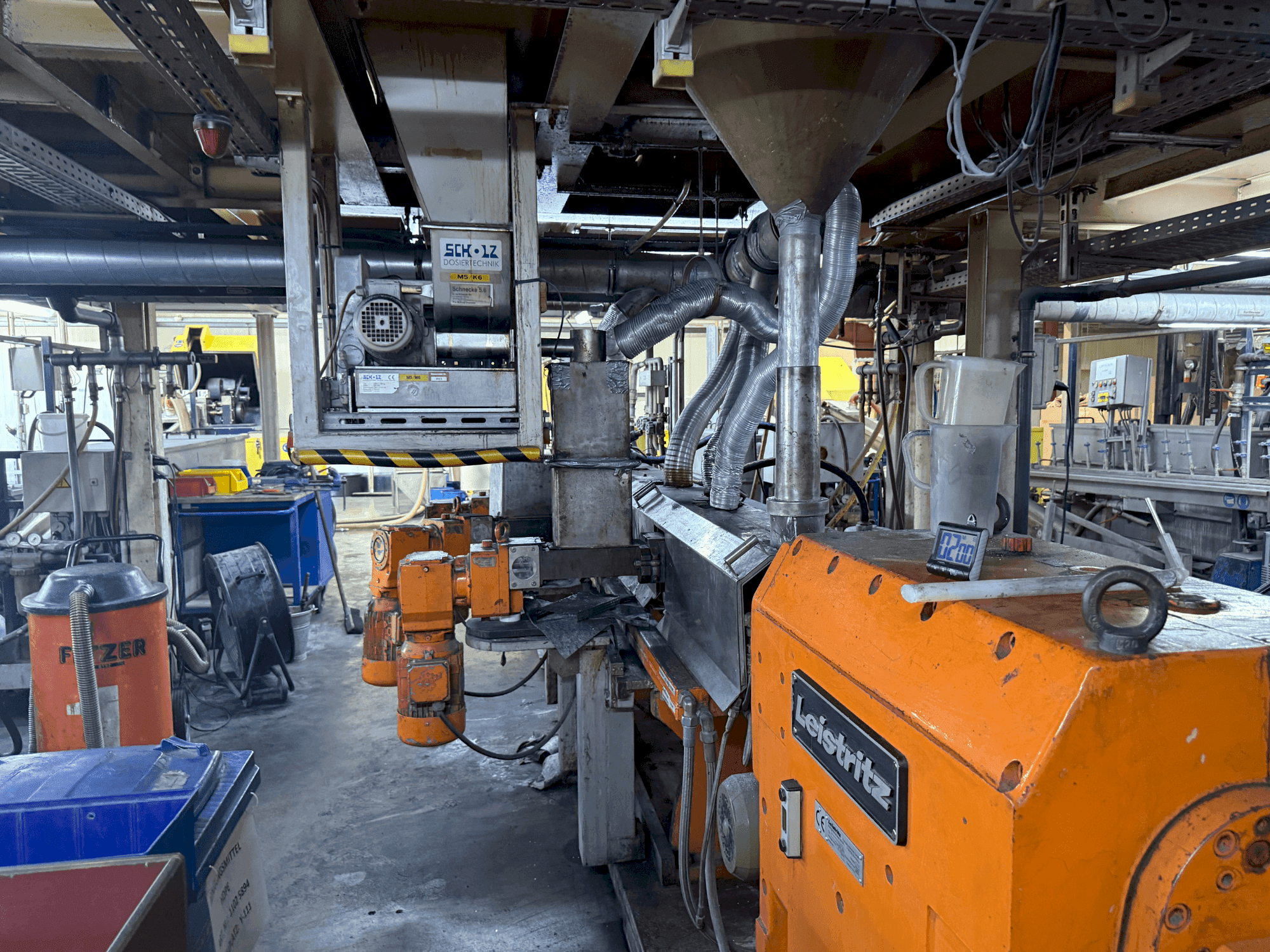 Widok z przodu maszyny Leistriz ZSE 60MAXX-44D